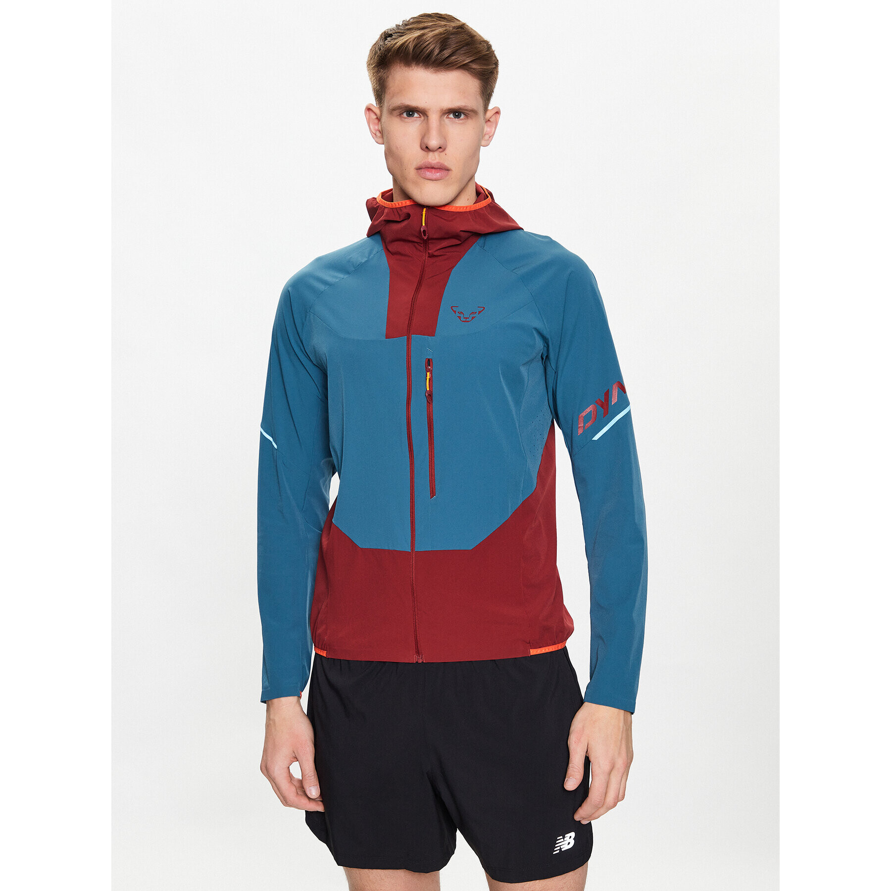 Dynafit Vetrovka Traverse 08-0000071450 Mornarsko modra Slim Fit - Pepit.si