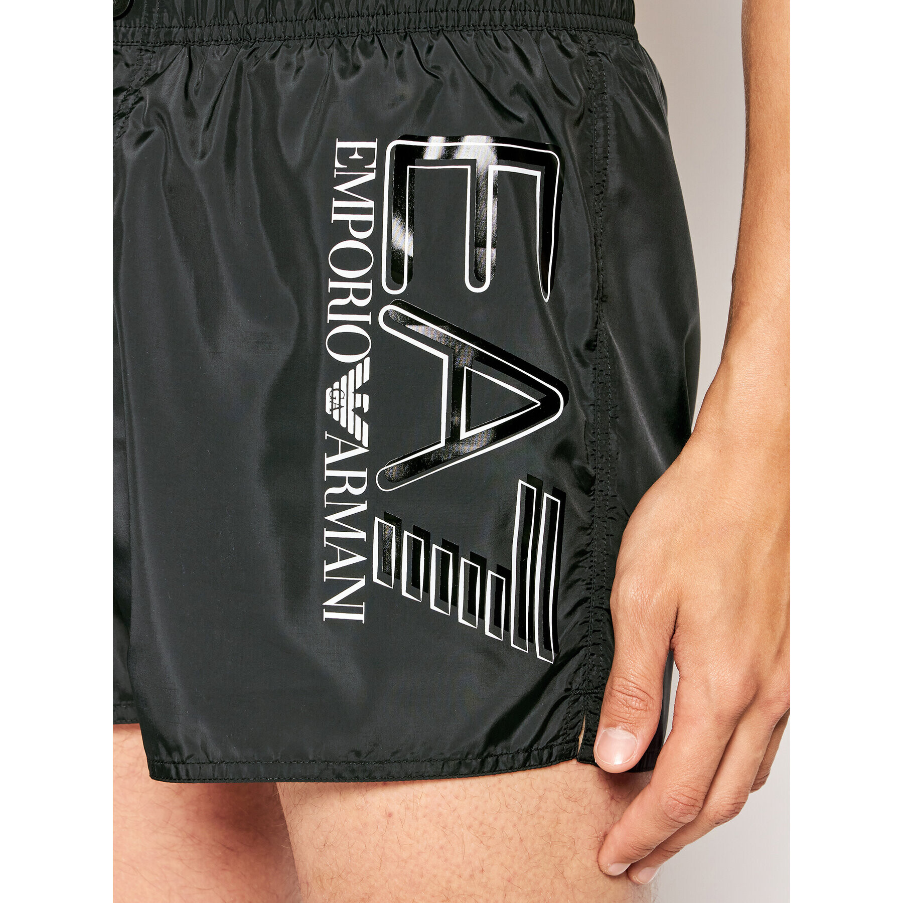 EA7 Emporio Armani Kopalne hlače 902039 2R737 00020 Črna Regular Fit - Pepit.si