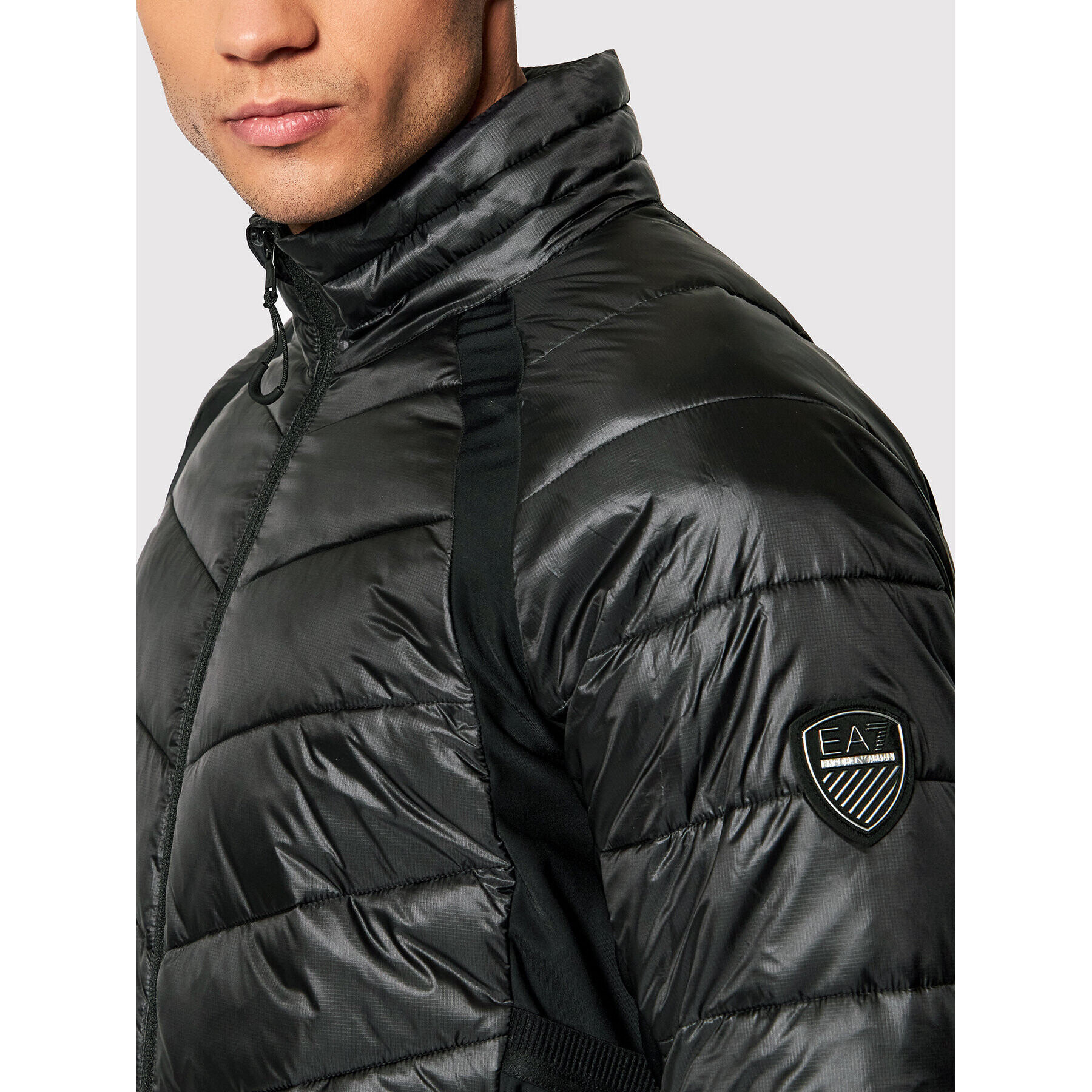 EA7 Emporio Armani Puhovka 6KPB45 PNQ9Z 1200 Črna Regular Fit - Pepit.si