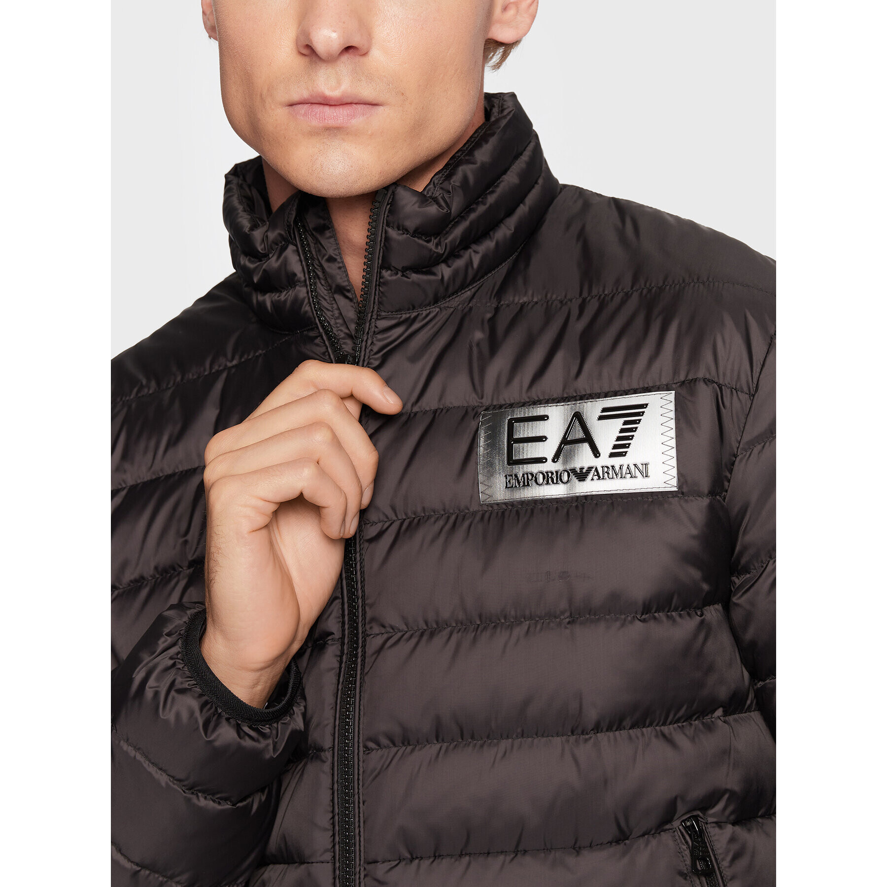 EA7 Emporio Armani Puhovka 6LPB14 PN5ZZ 1200 Črna Regular Fit - Pepit.si