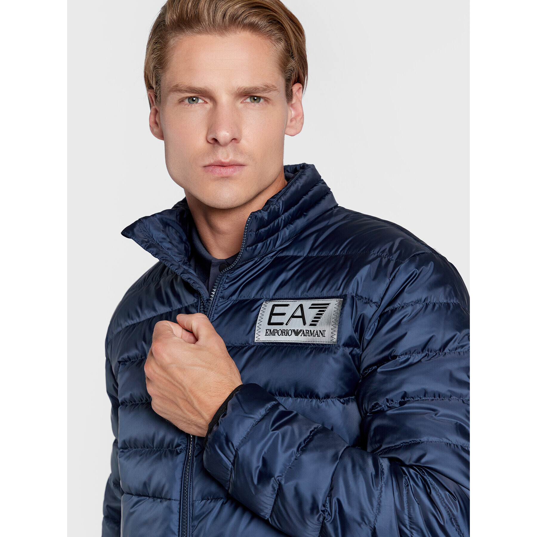 EA7 Emporio Armani Puhovka 6LPB14 PN5ZZ 1554 Mornarsko modra Regular Fit - Pepit.si