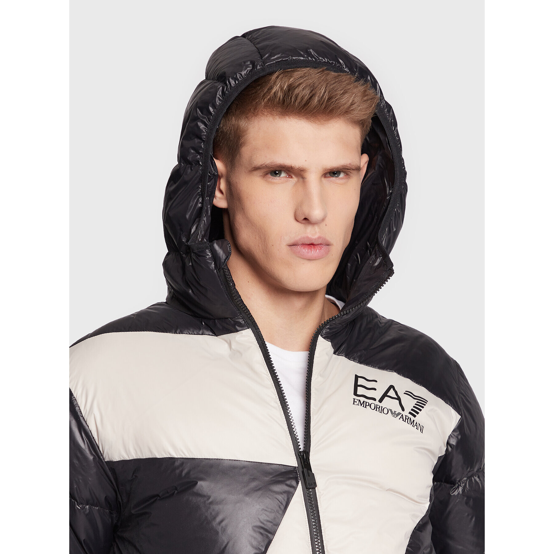 EA7 Emporio Armani Puhovka 6LPB53 PNR4Z 1200 Črna Regular Fit - Pepit.si