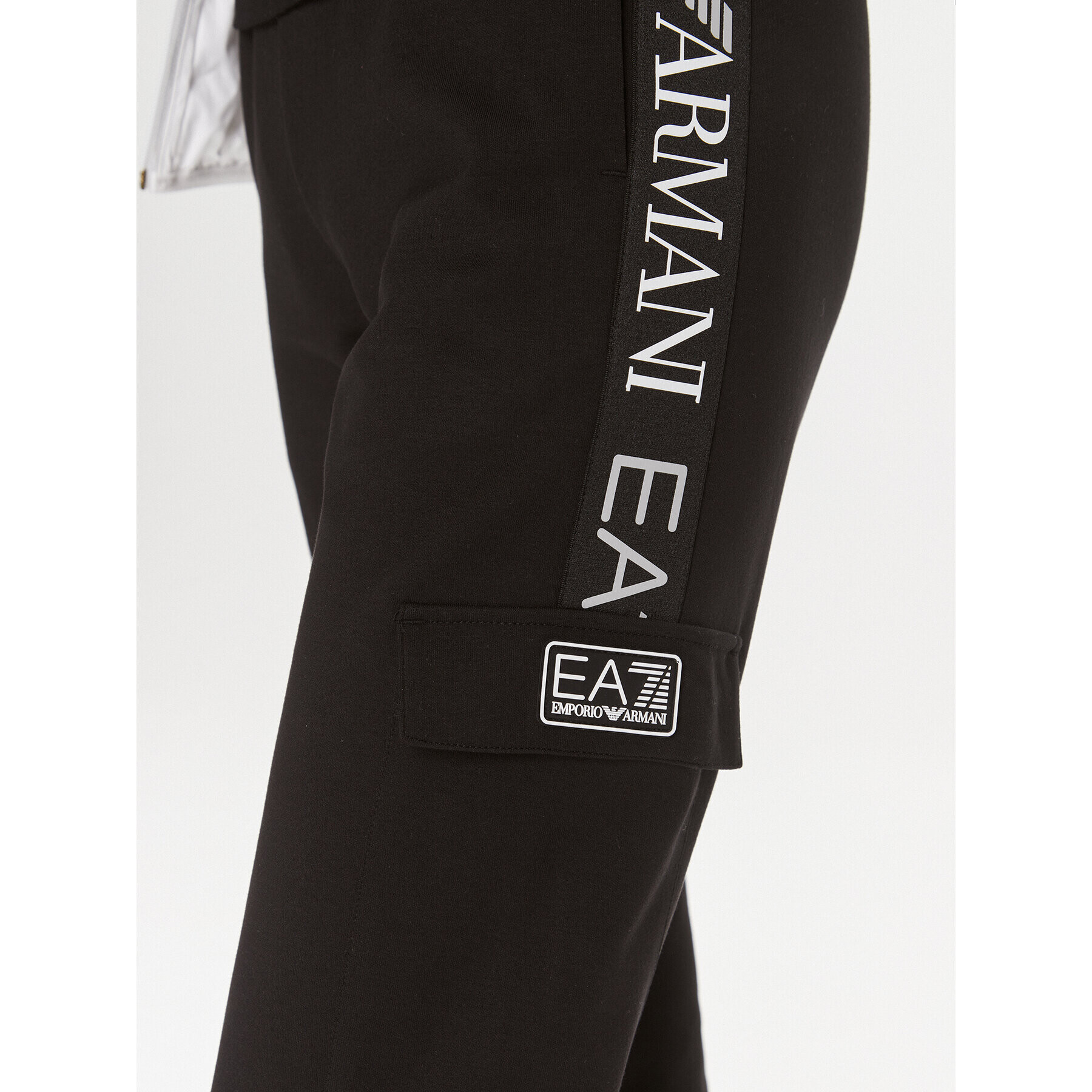 EA7 Emporio Armani Spodnji del trenirke 3DTP64 TJKWZ 1200 Črna Regular Fit - Pepit.si