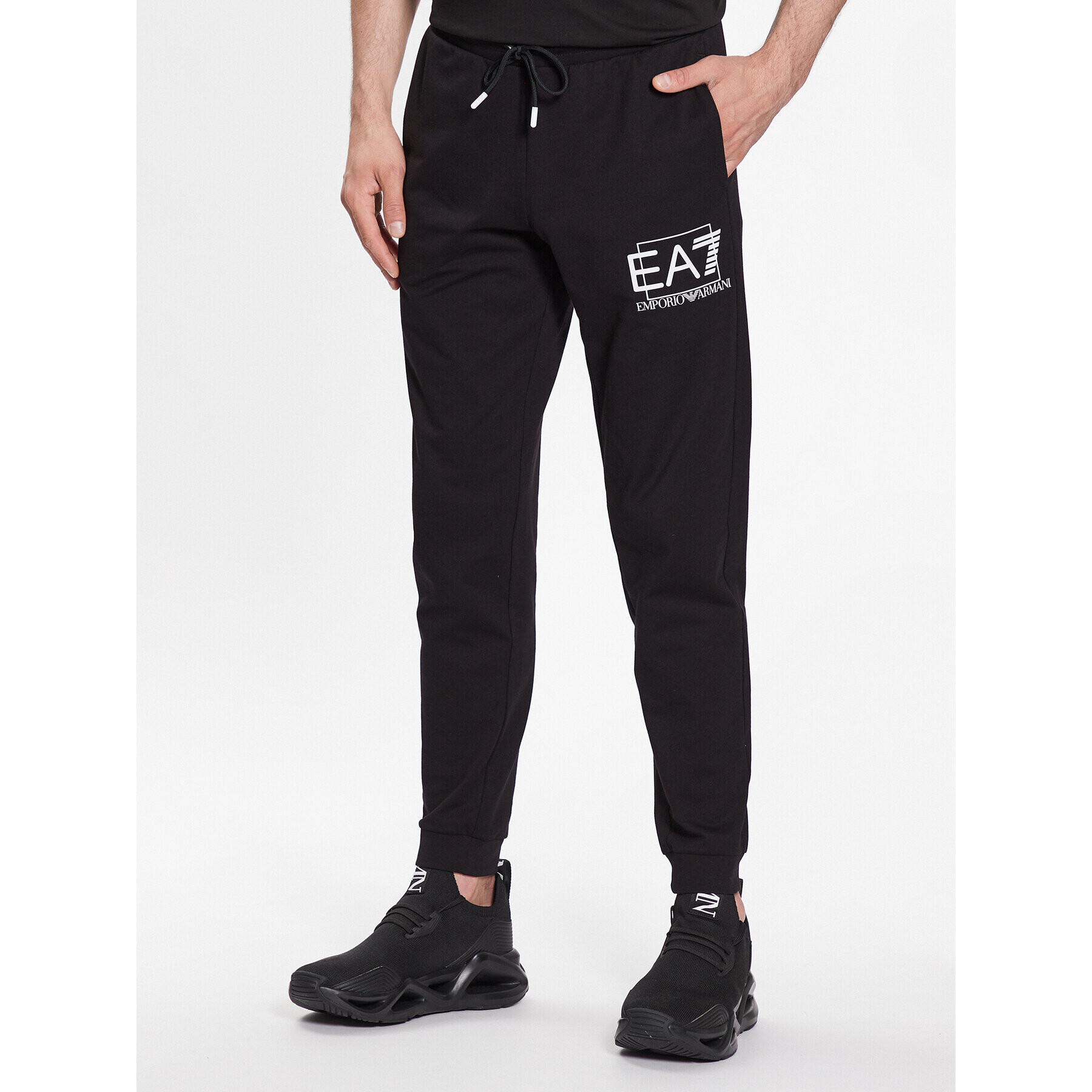 EA7 Emporio Armani Spodnji del trenirke 3RPP73 PJ05Z 1200 Črna Regular Fit - Pepit.si