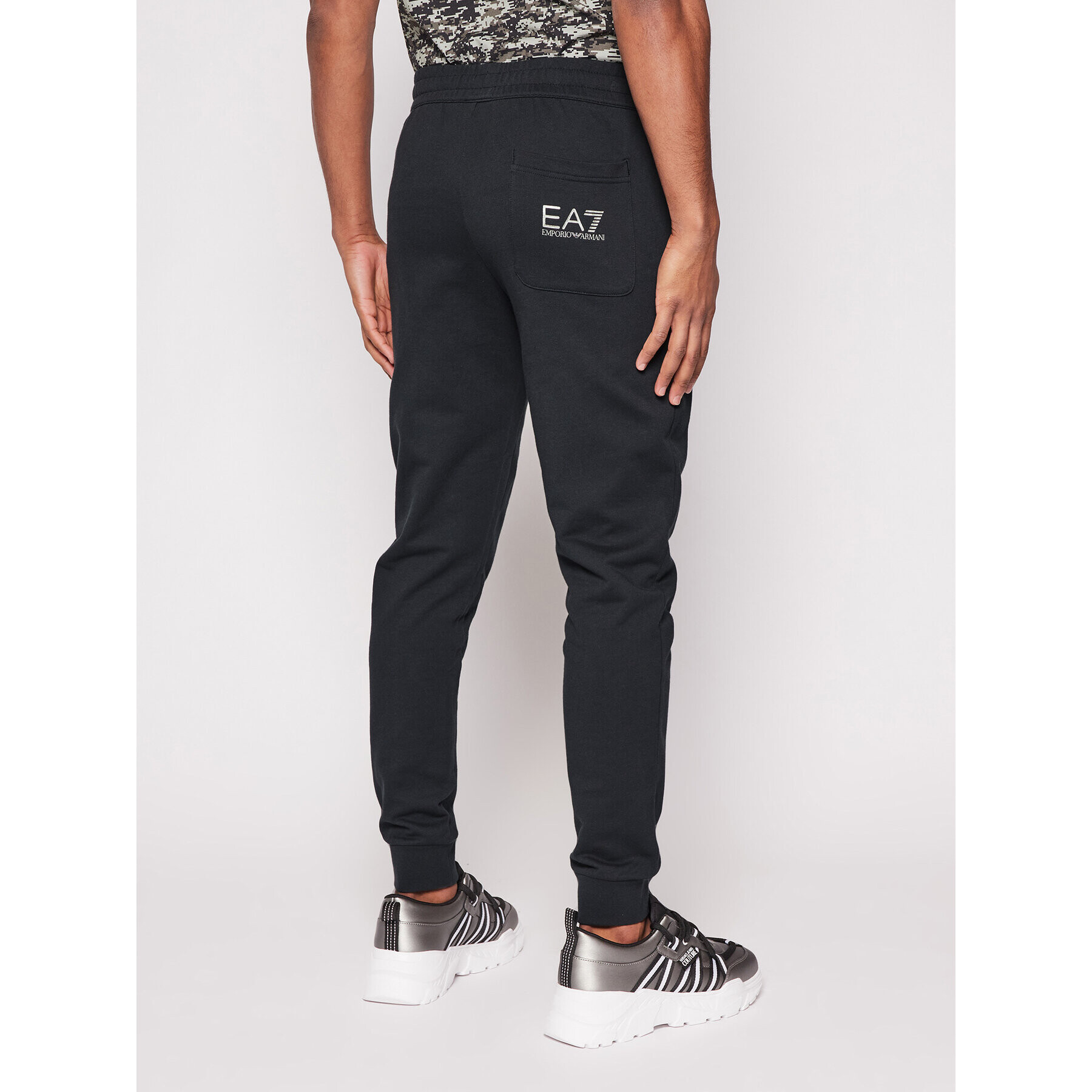 EA7 Emporio Armani Spodnji del trenirke 8NPPC3 PJ05Z 0579 Mornarsko modra Slim Fit - Pepit.si