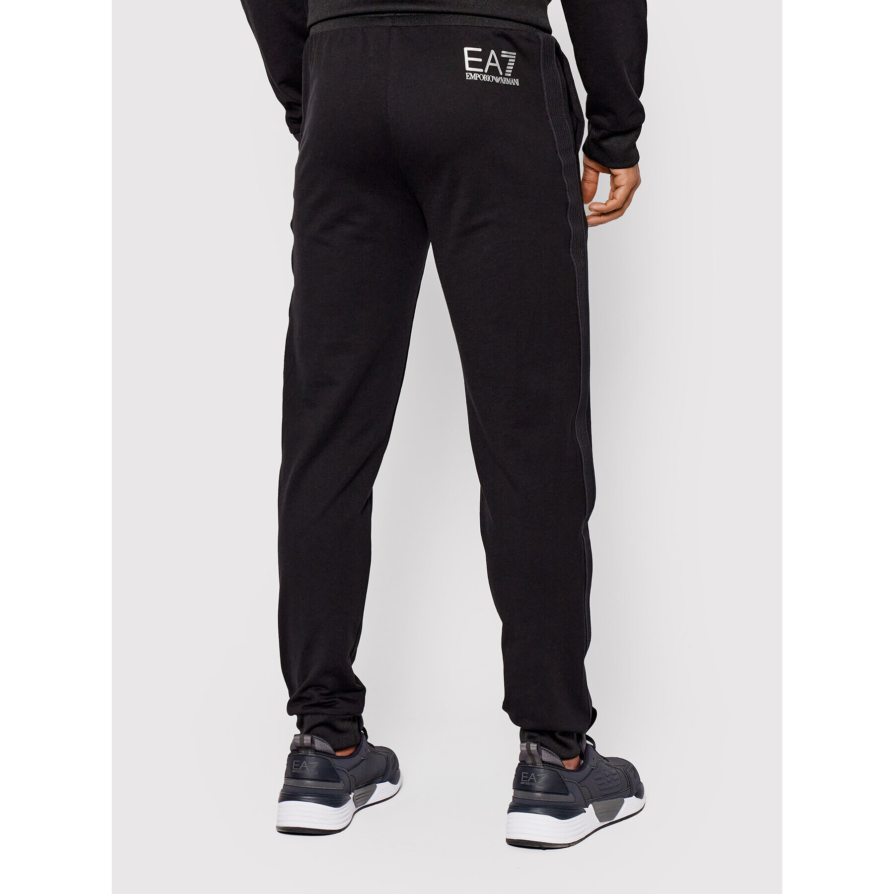 EA7 Emporio Armani Trenirka 3LPV56 PJ05Z 1200 Črna Regular Fit - Pepit.si