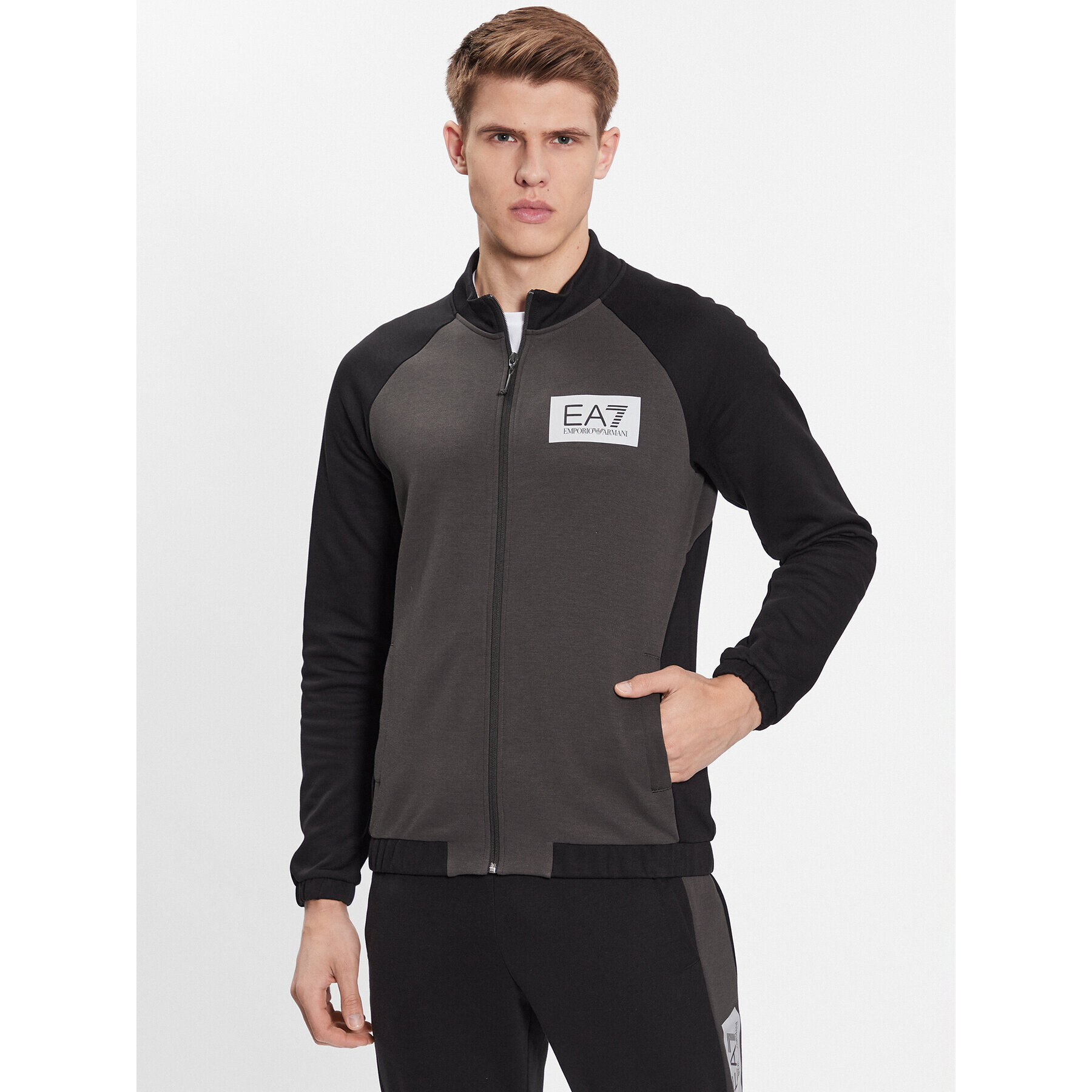 EA7 Emporio Armani Trenirka 3RPV56 PJF3Z 1200 Črna Regular Fit - Pepit.si