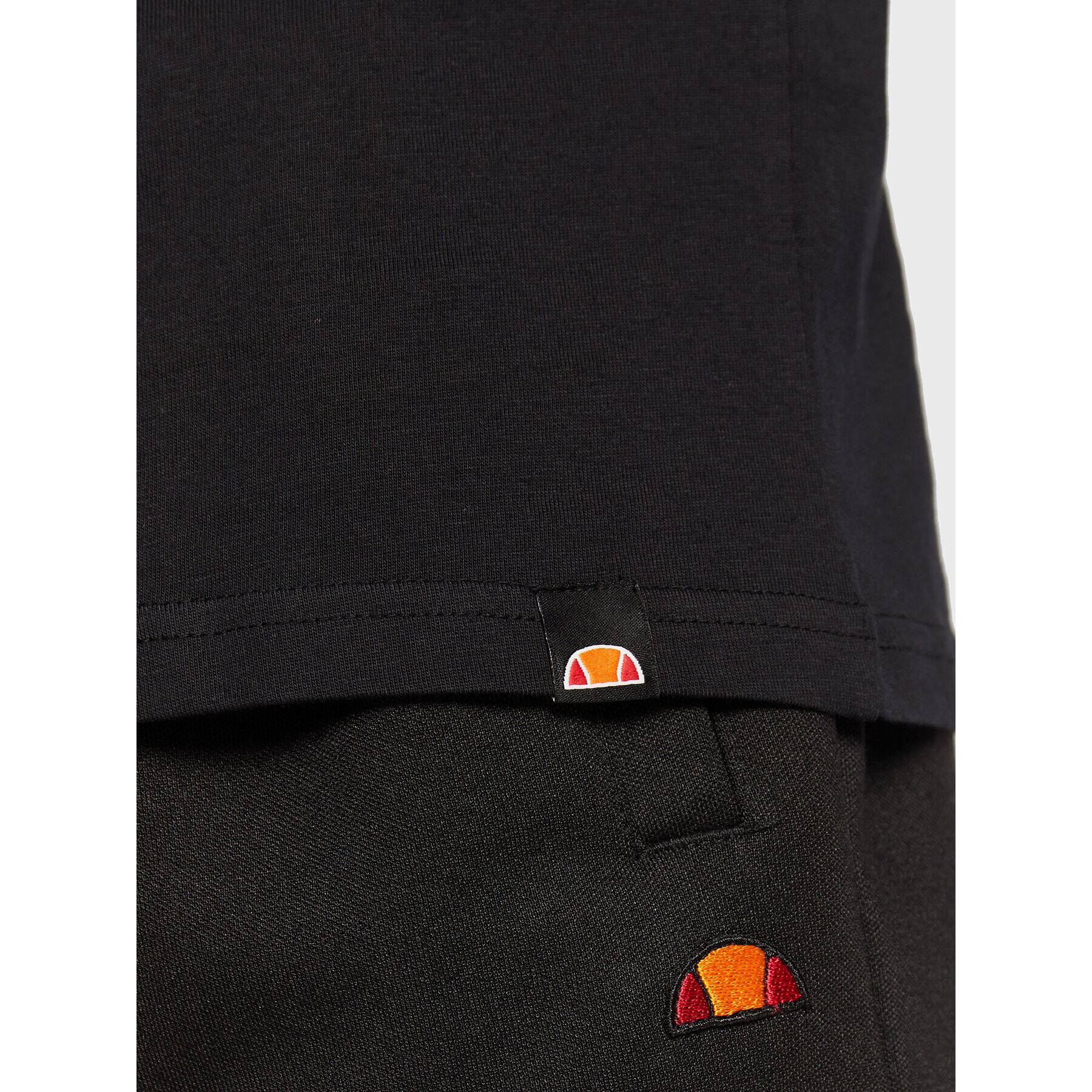 Ellesse Majica Aprel SHM06453 Črna Regular Fit - Pepit.si