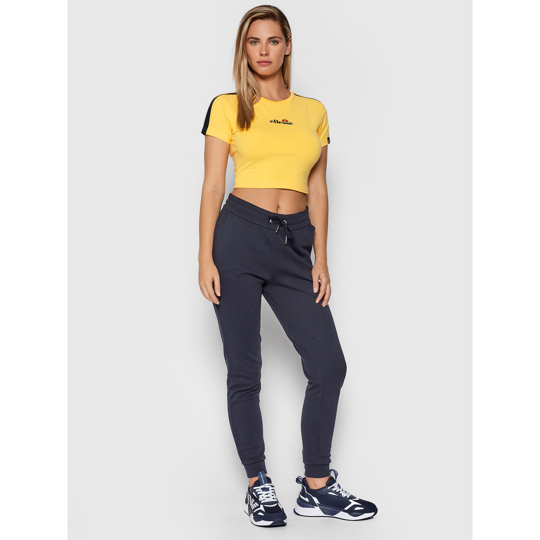 Ellesse Majica Latus SGK12165 Rumena Cropped Fit - Pepit.si