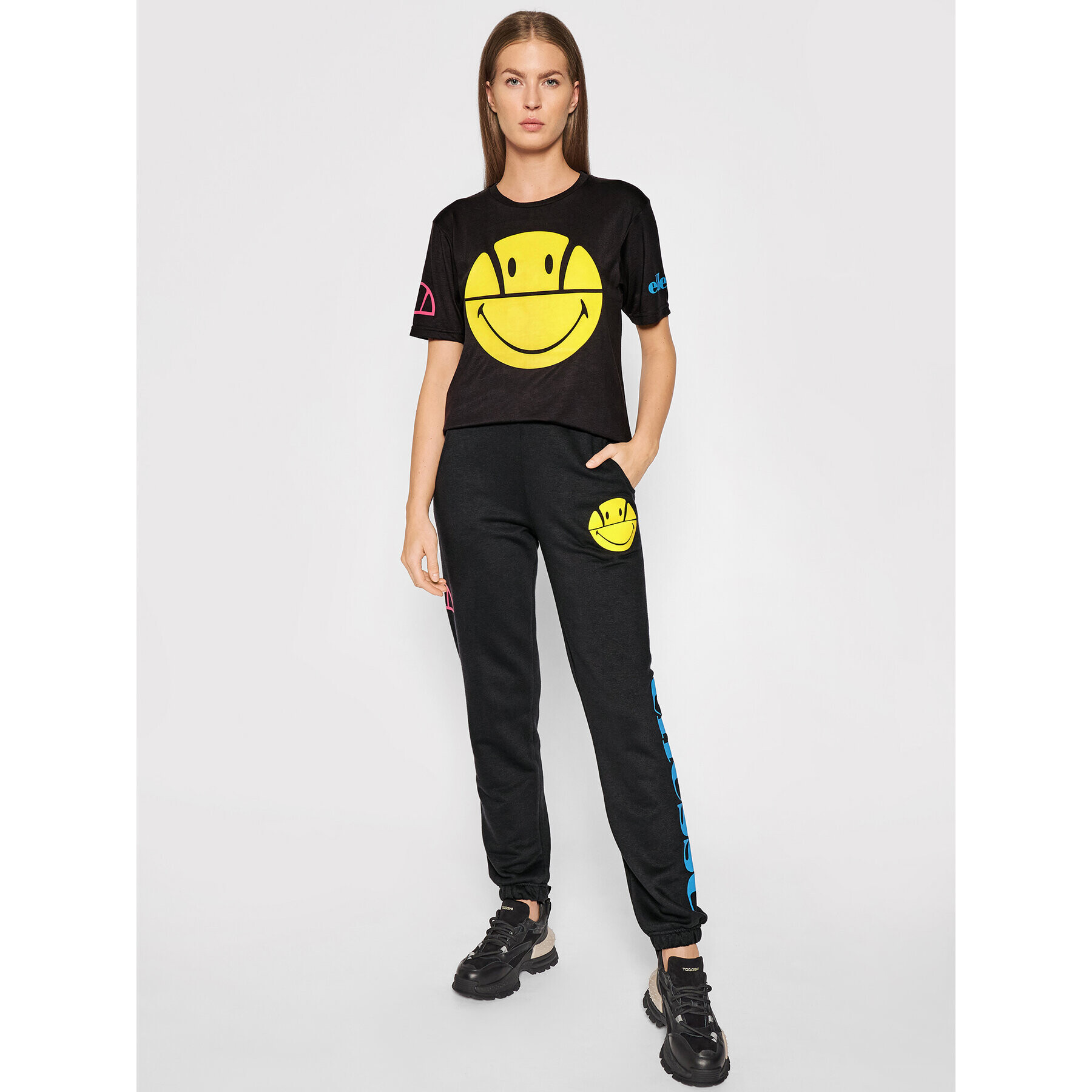 Ellesse Majica Unisex SMILEY Preasuro Tee SML13079 Siva Regular Fit - Pepit.si