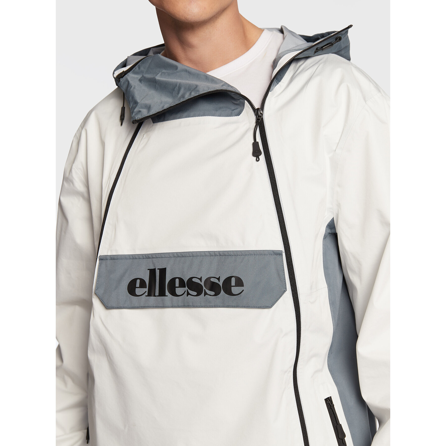 Ellesse Prehodna jakna Formatia SHP15822 Écru Regular Fit - Pepit.si