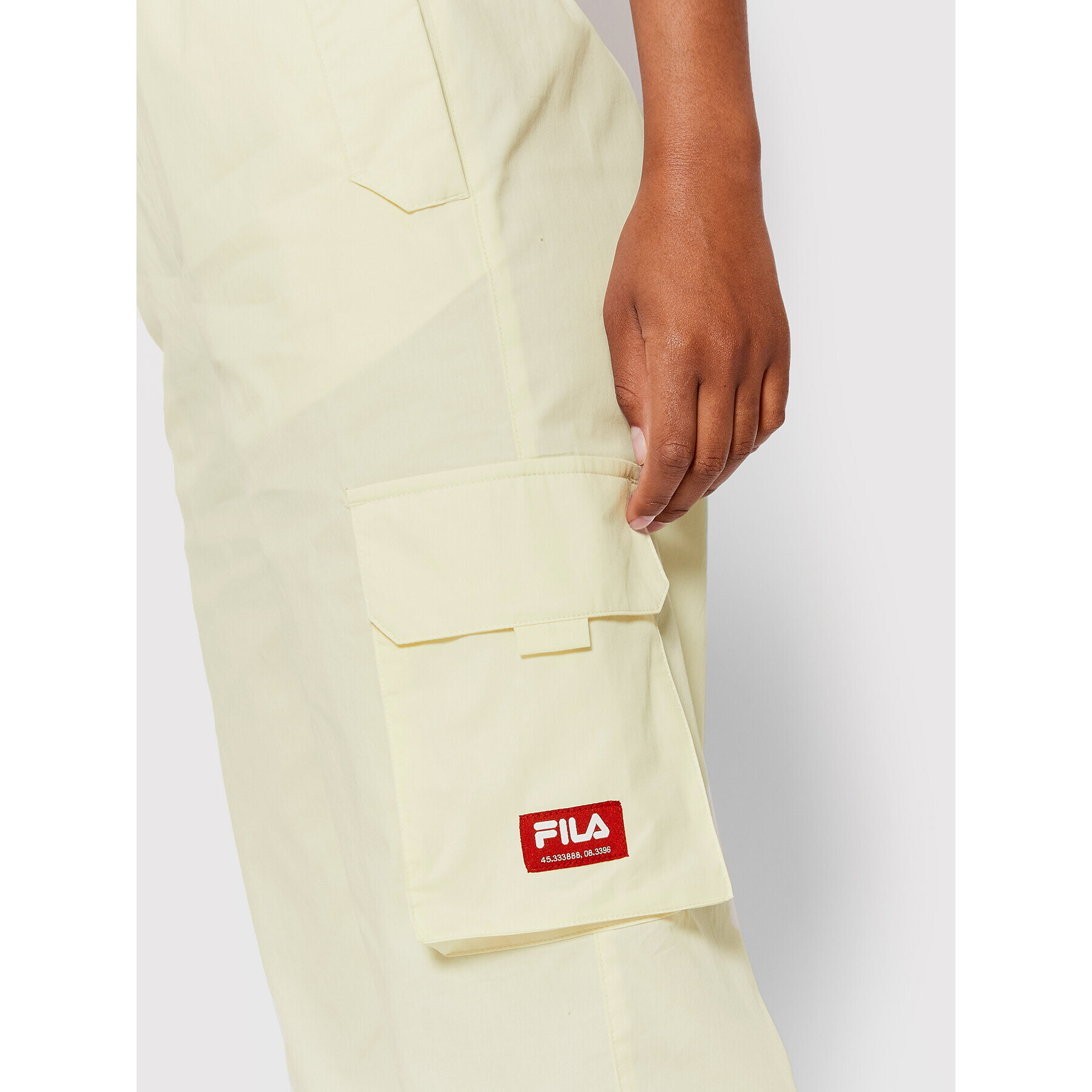 Fila Spodnji del trenirke Tulle FAW0013 Bela Regular Fit - Pepit.si