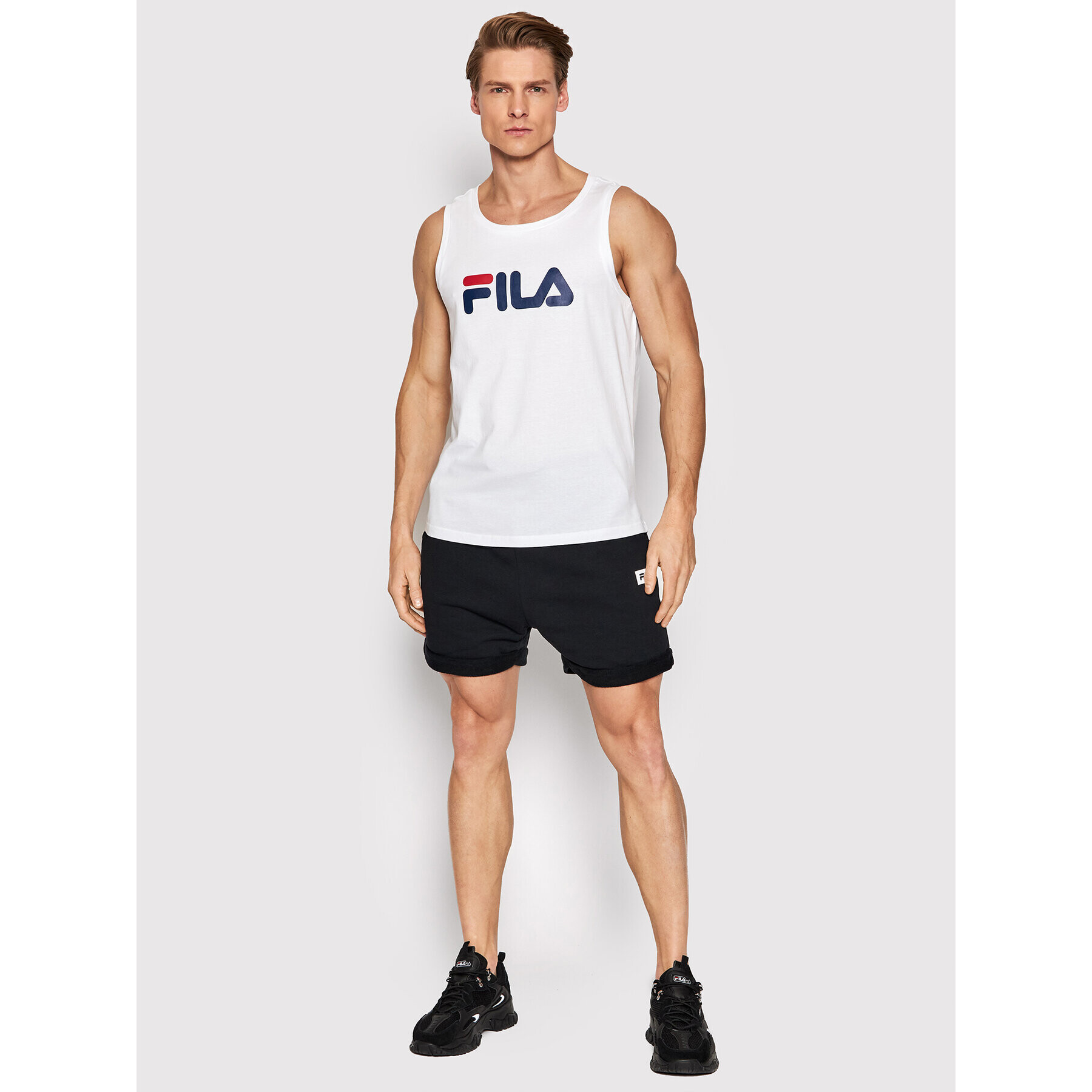 Fila Športne kratke hlače Bssum FAM0076 Črna Regular Fit - Pepit.si