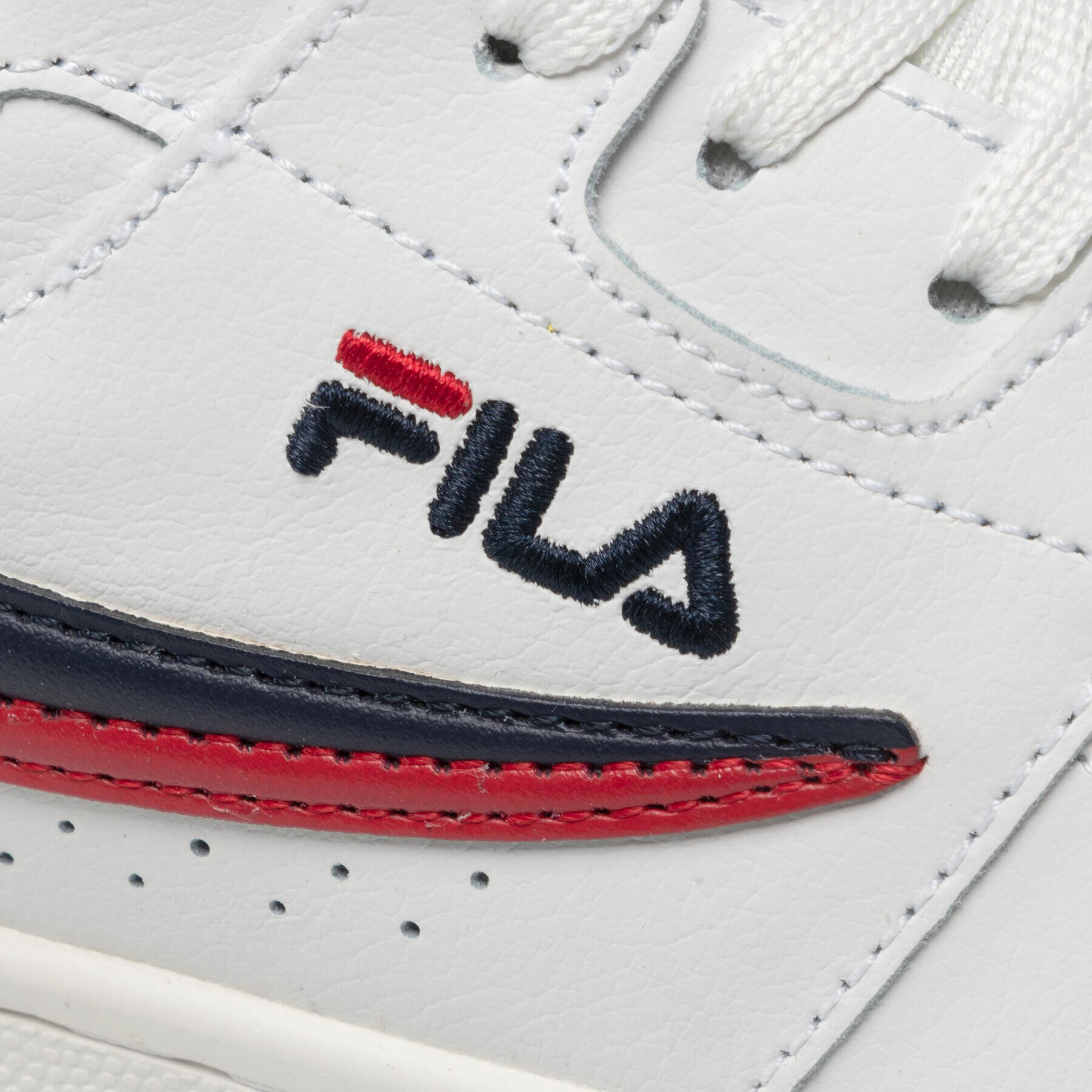 Fila Superge Arcade Low 1010583.01M Bela - Pepit.si