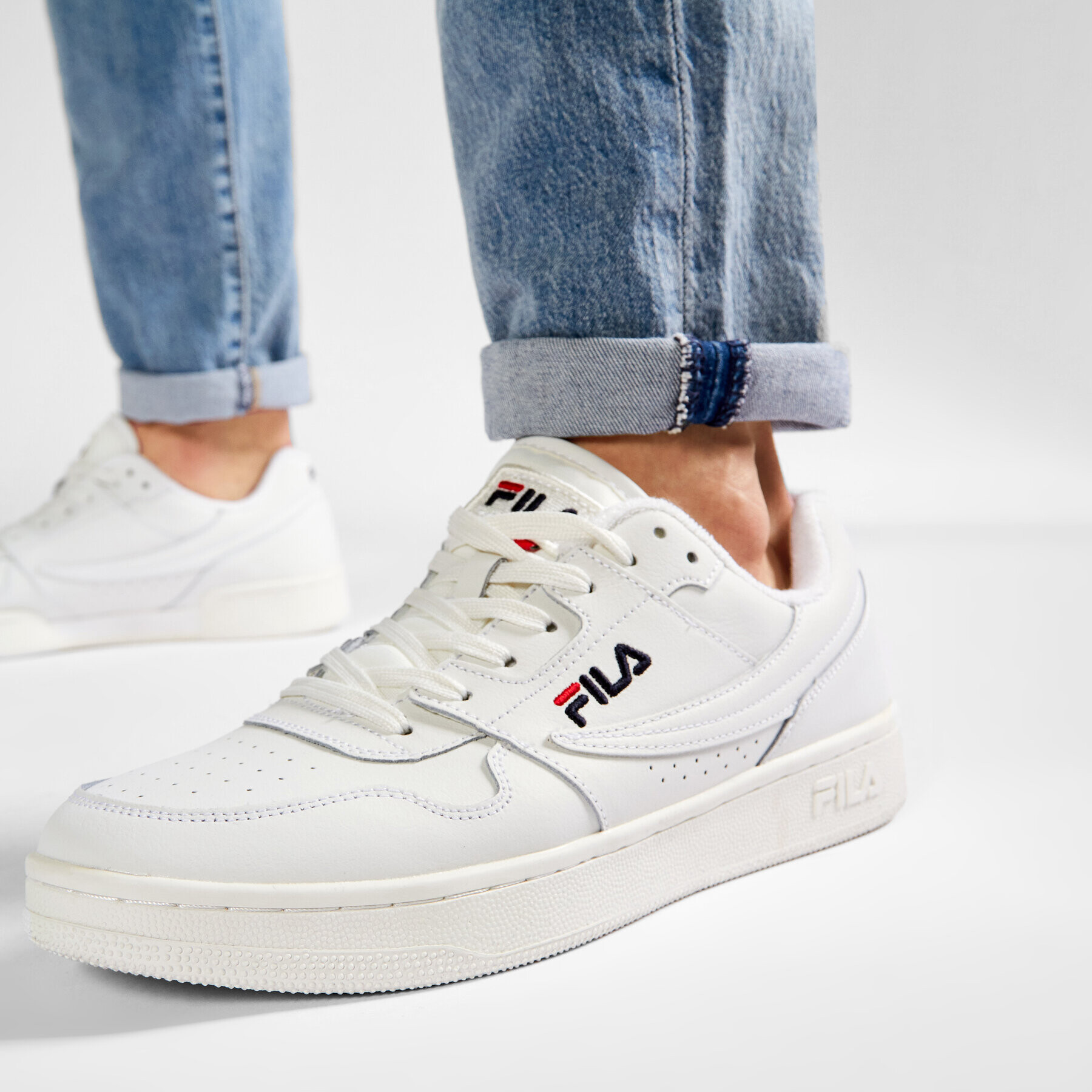 Fila Superge Arcade Low 1010583.1FG Bela - Pepit.si