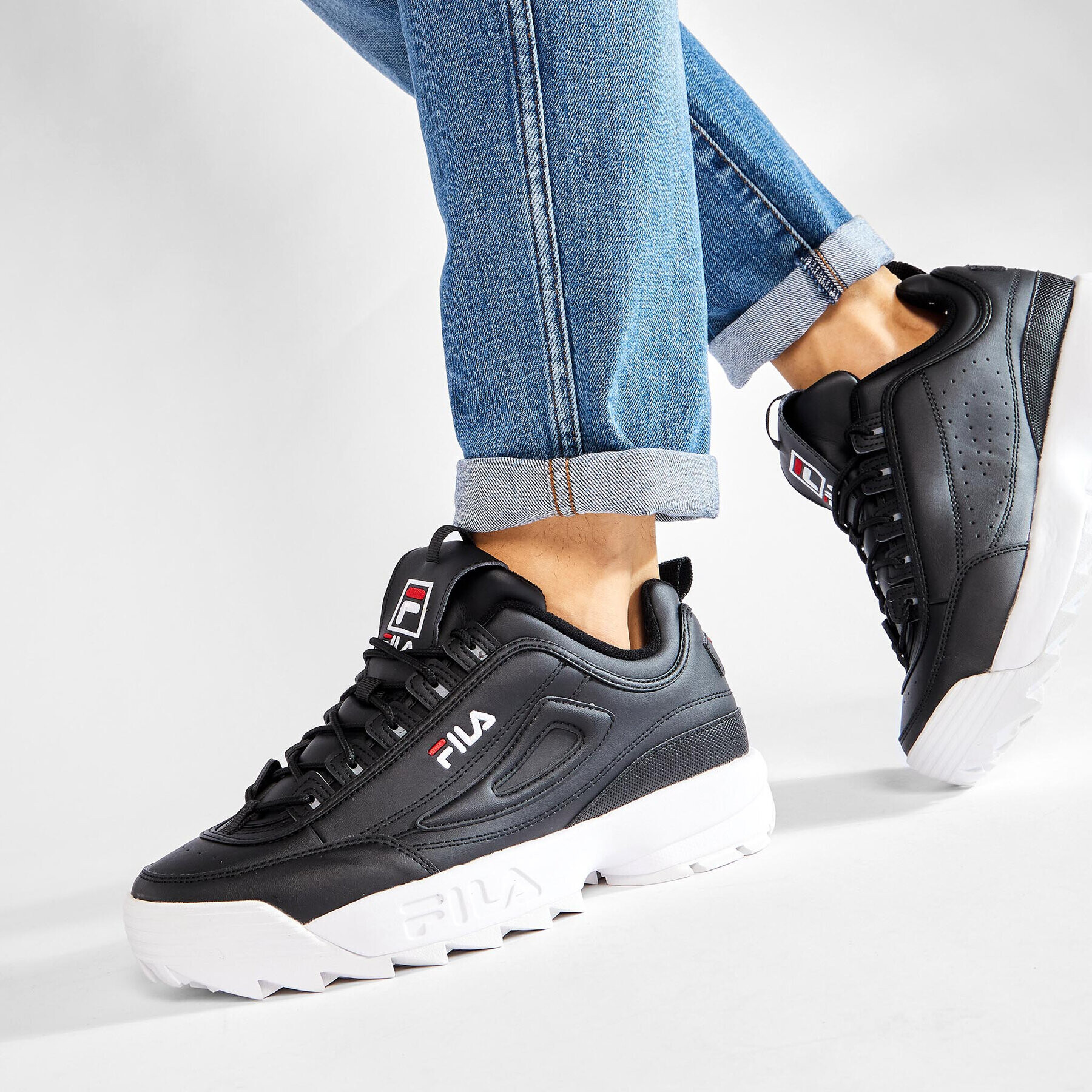 Fila Superge Disruptor Low 1010262.25Y Črna - Pepit.si