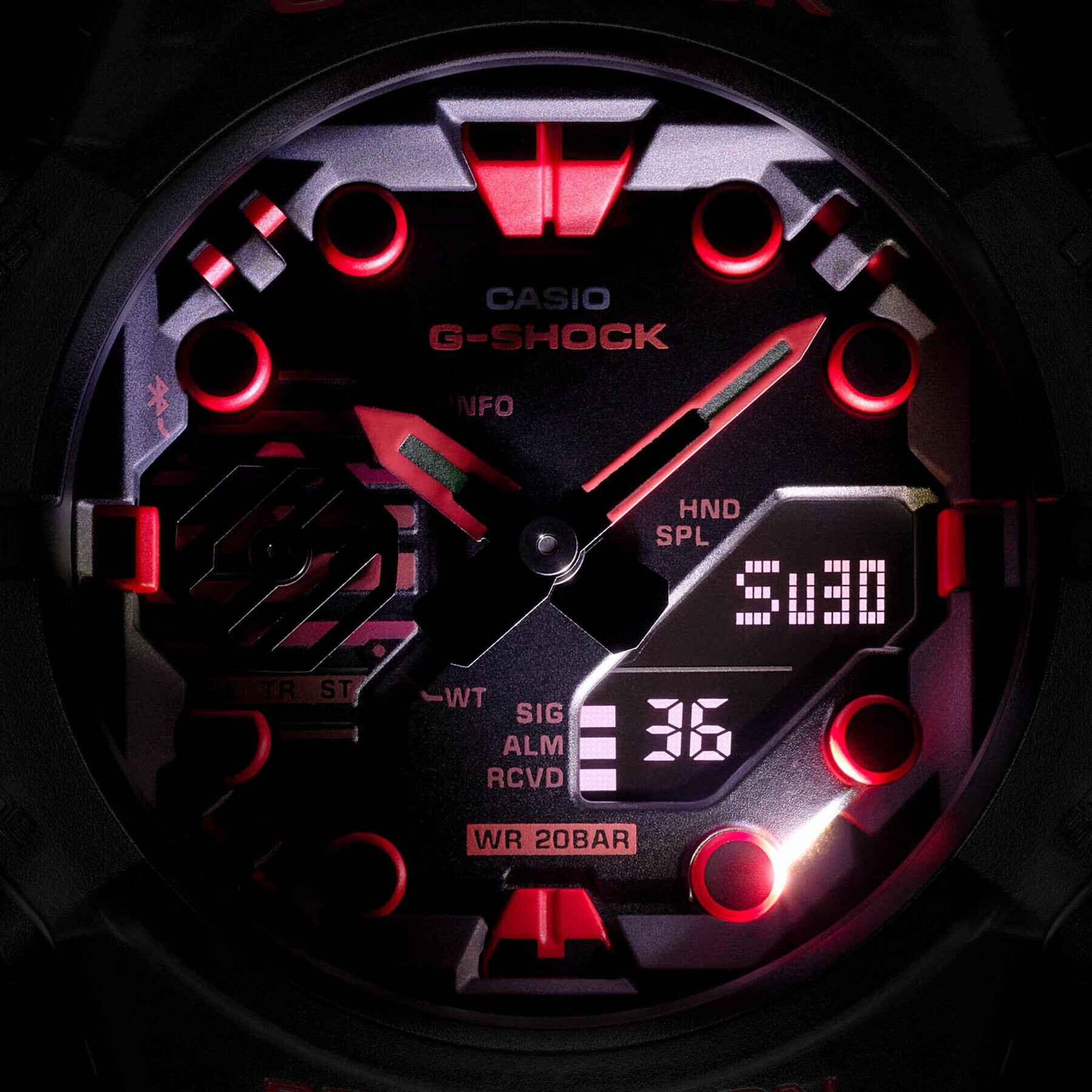 G-Shock Ročna ura GA-B001G-1AER Črna - Pepit.si