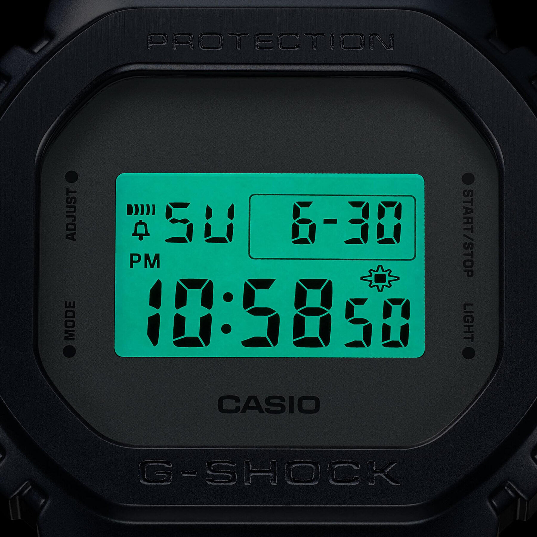 G-Shock Ročna ura GM-5600MF-2ER Siva - Pepit.si