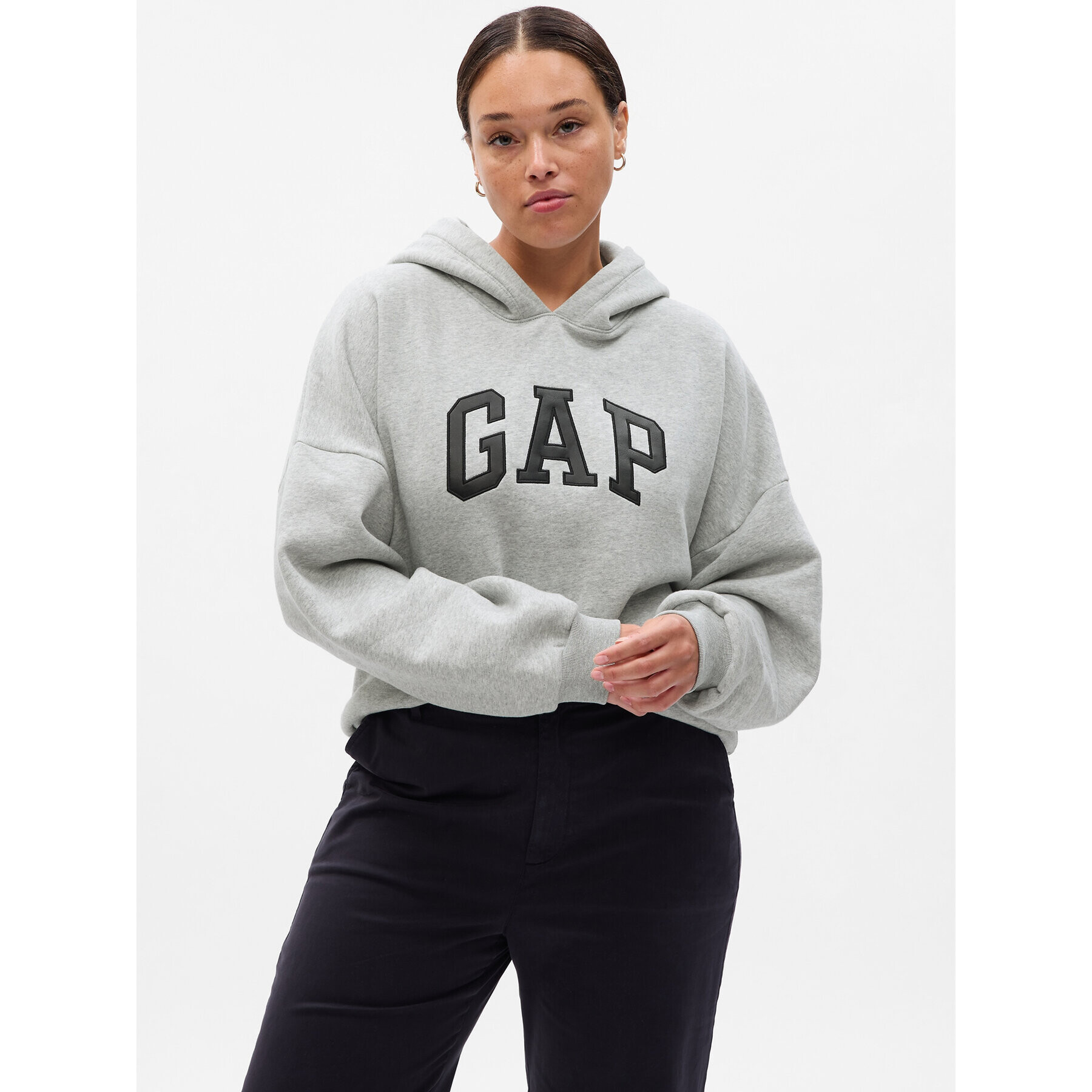 Gap Jopa 729618-02 Siva Regular Fit - Pepit.si