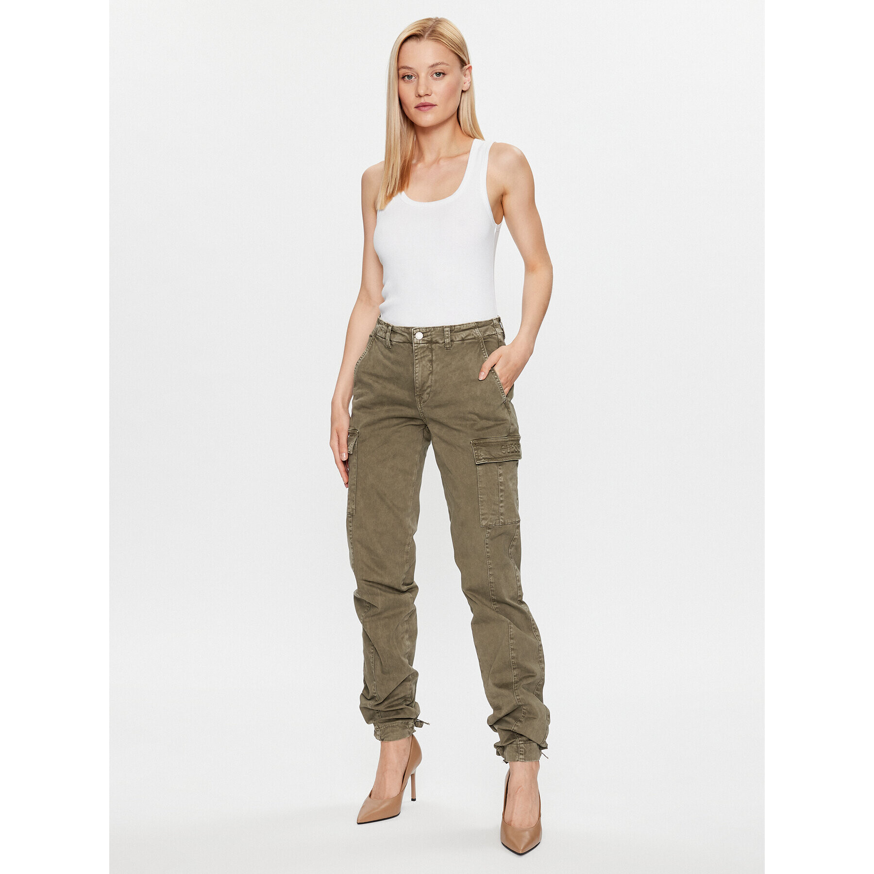 Guess Hlače iz tkanine W3YB20 WEDY4 Khaki Loose Fit - Pepit.si