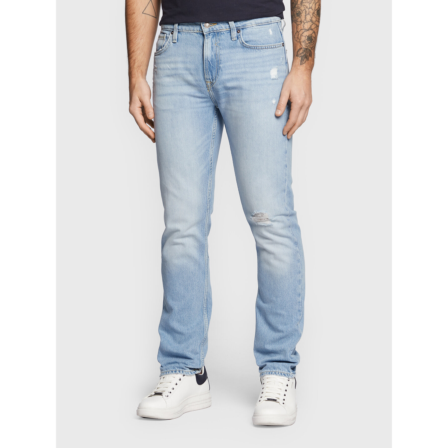 Guess Jeans hlače The Empire M3RAN2 D4T9B Modra Slim Fit - Pepit.si