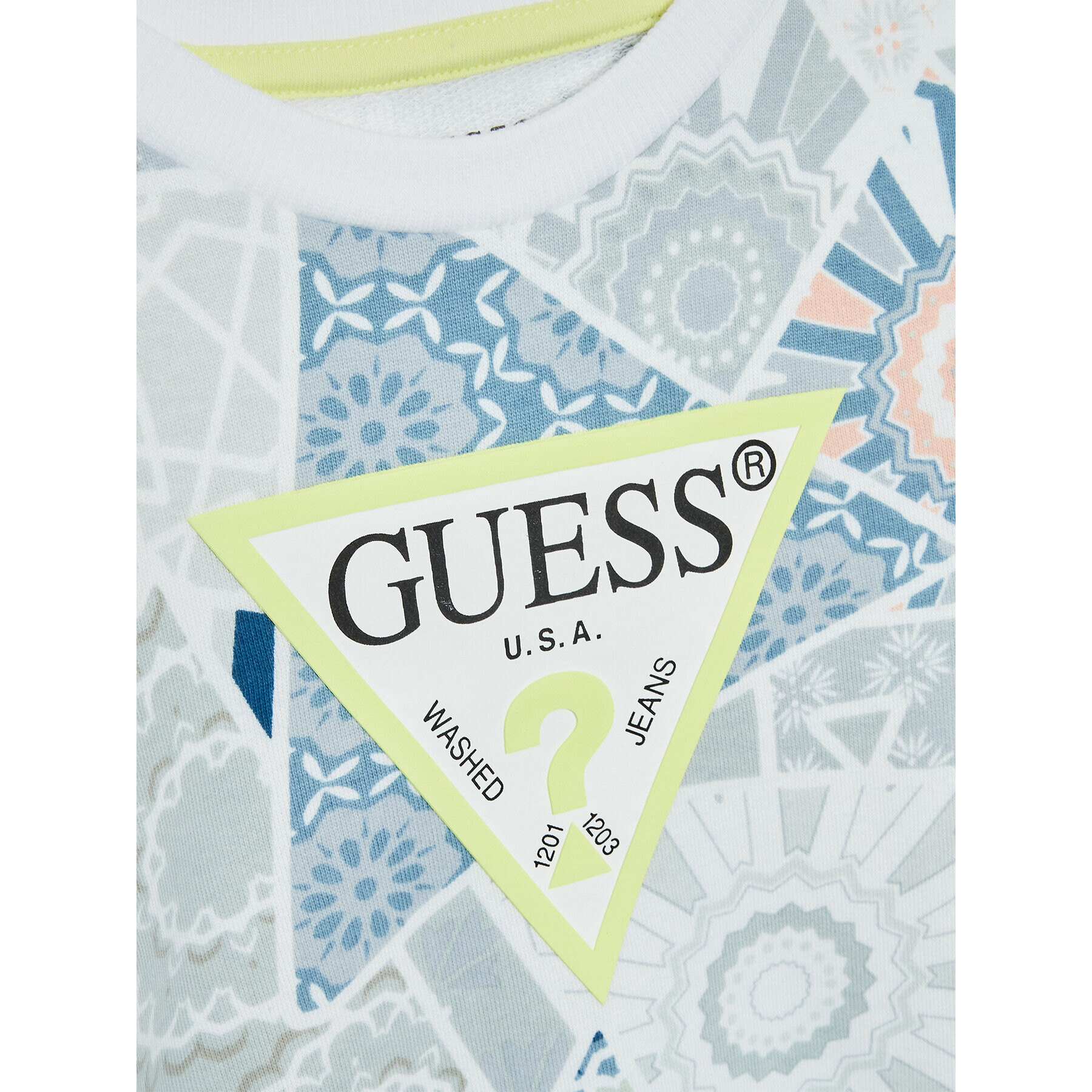 Guess Jopa N3GQ00 KA6R3 Pisana Regular Fit - Pepit.si