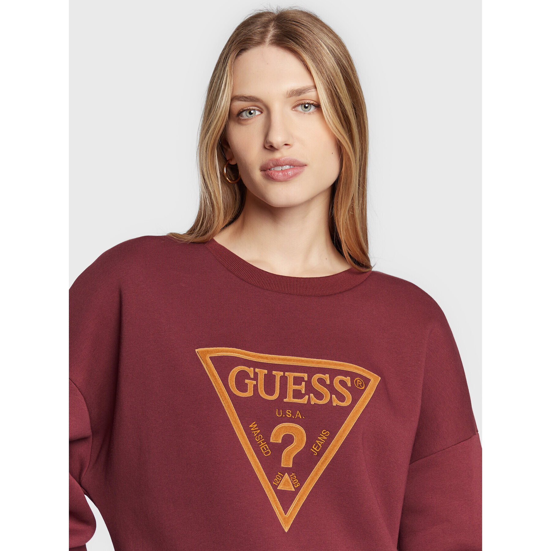 Guess Jopa Roxi W2BQ07 K9Z21 Vijolična Relaxed Fit - Pepit.si