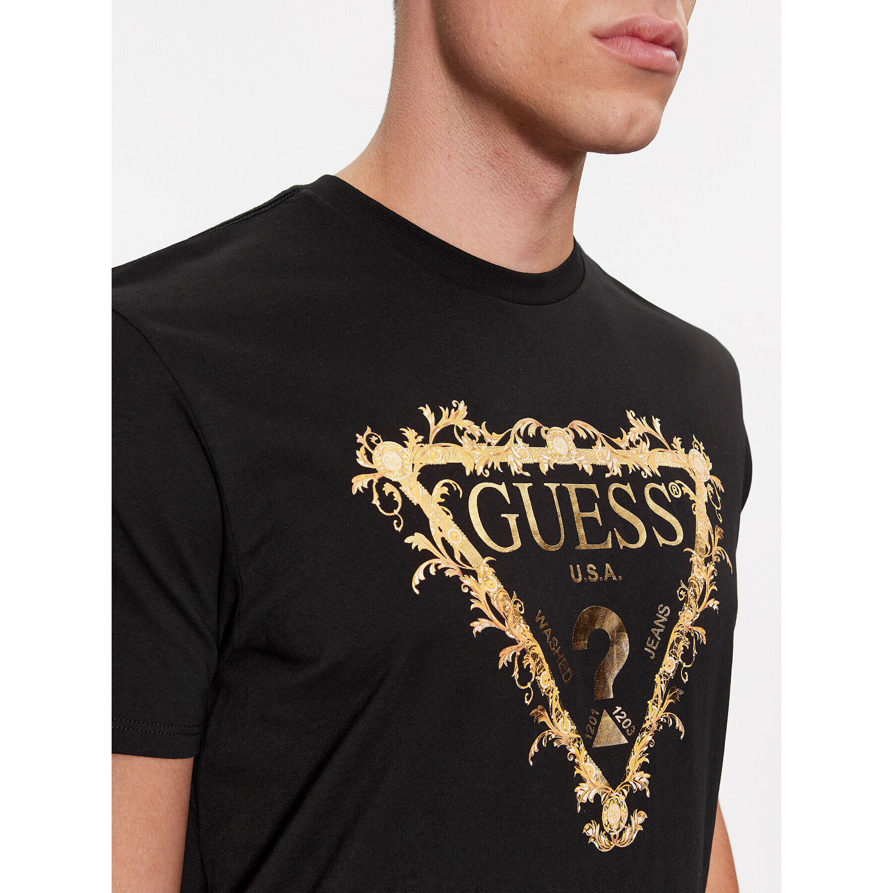 Guess Majica M4RI62 K9RM1 Črna Slim Fit - Pepit.si