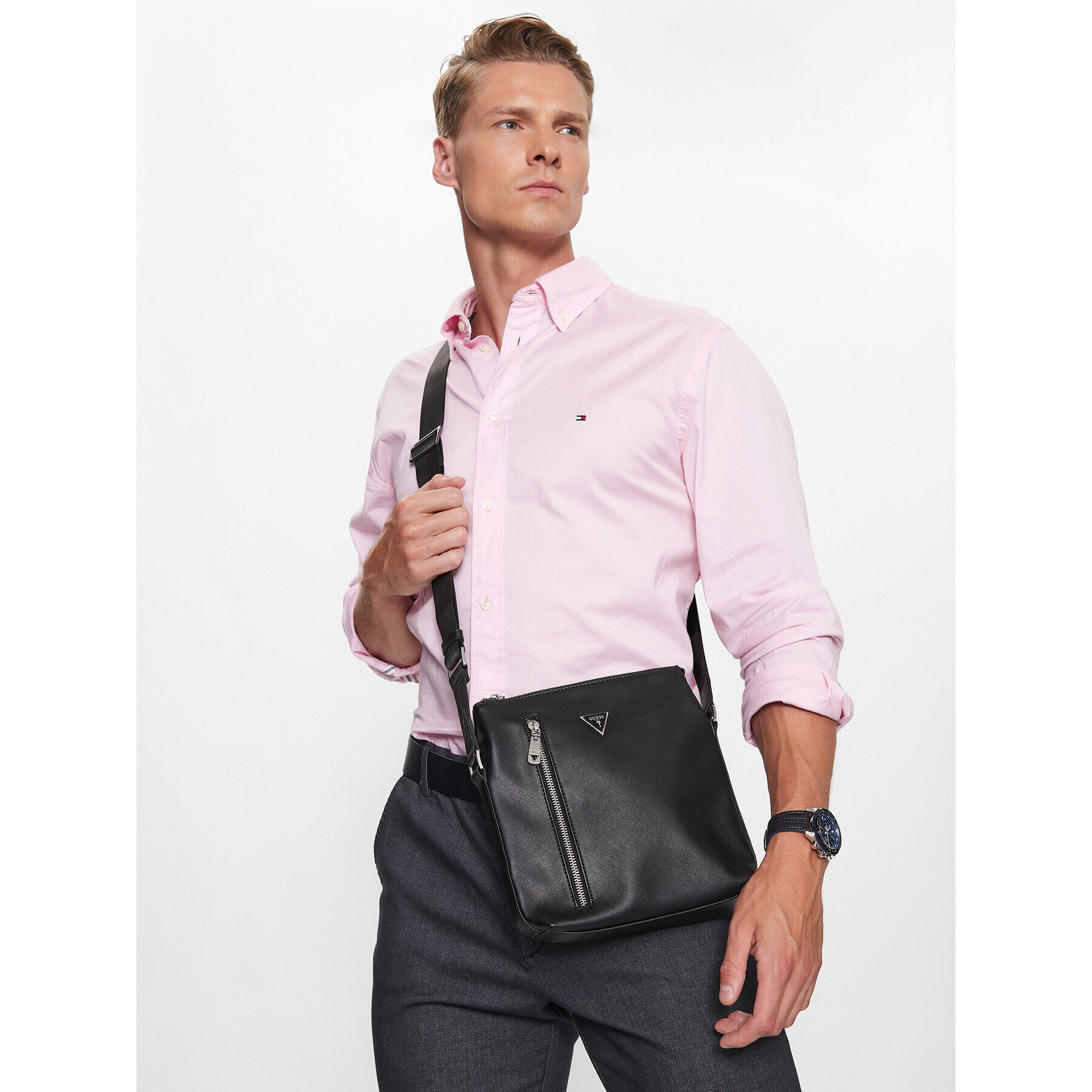 Guess Torbica za okrog pasu Certosa Saffiano Smart HMECSA P3299 Črna - Pepit.si