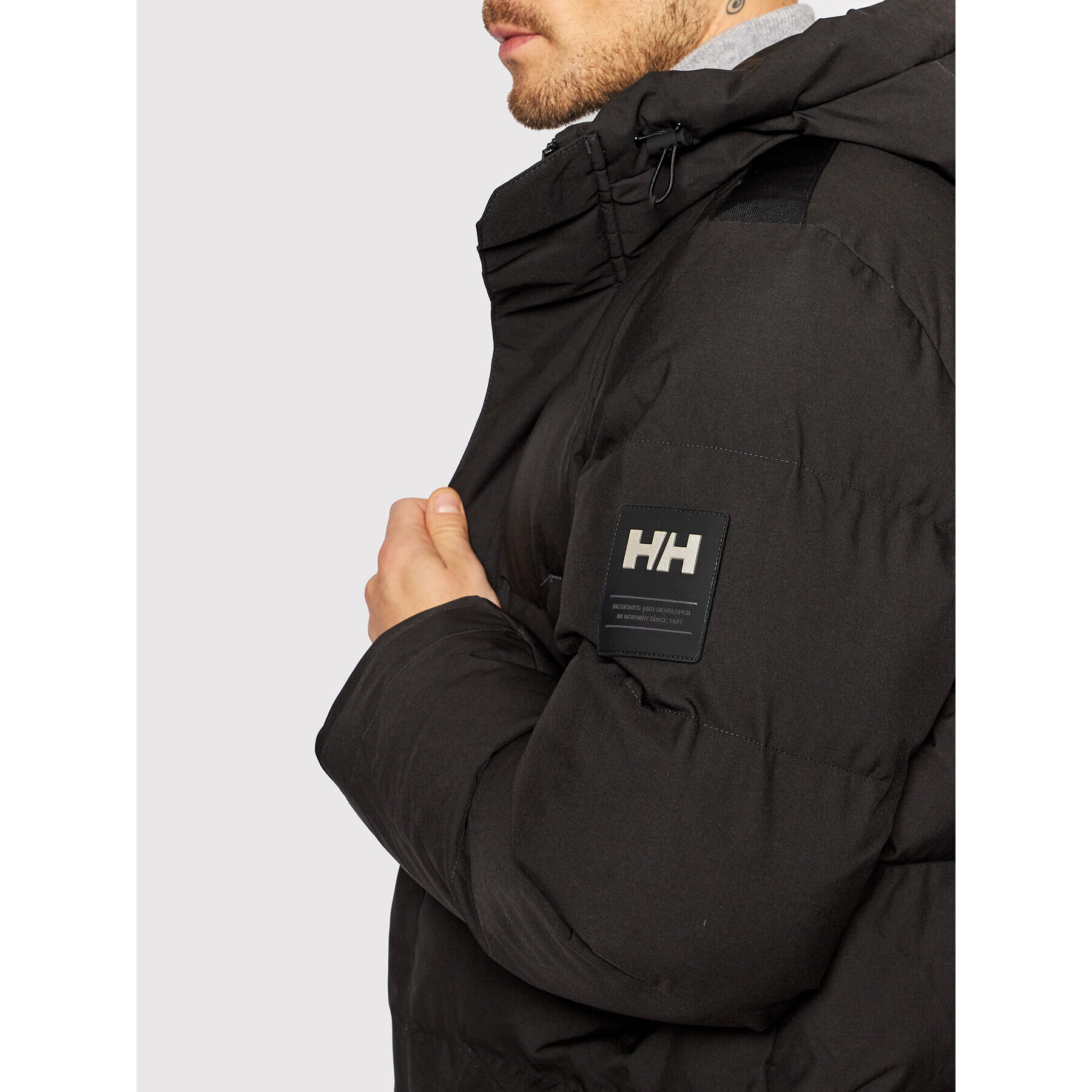 Helly Hansen Puhovka Alaska 53487 Črna Regular Fit - Pepit.si