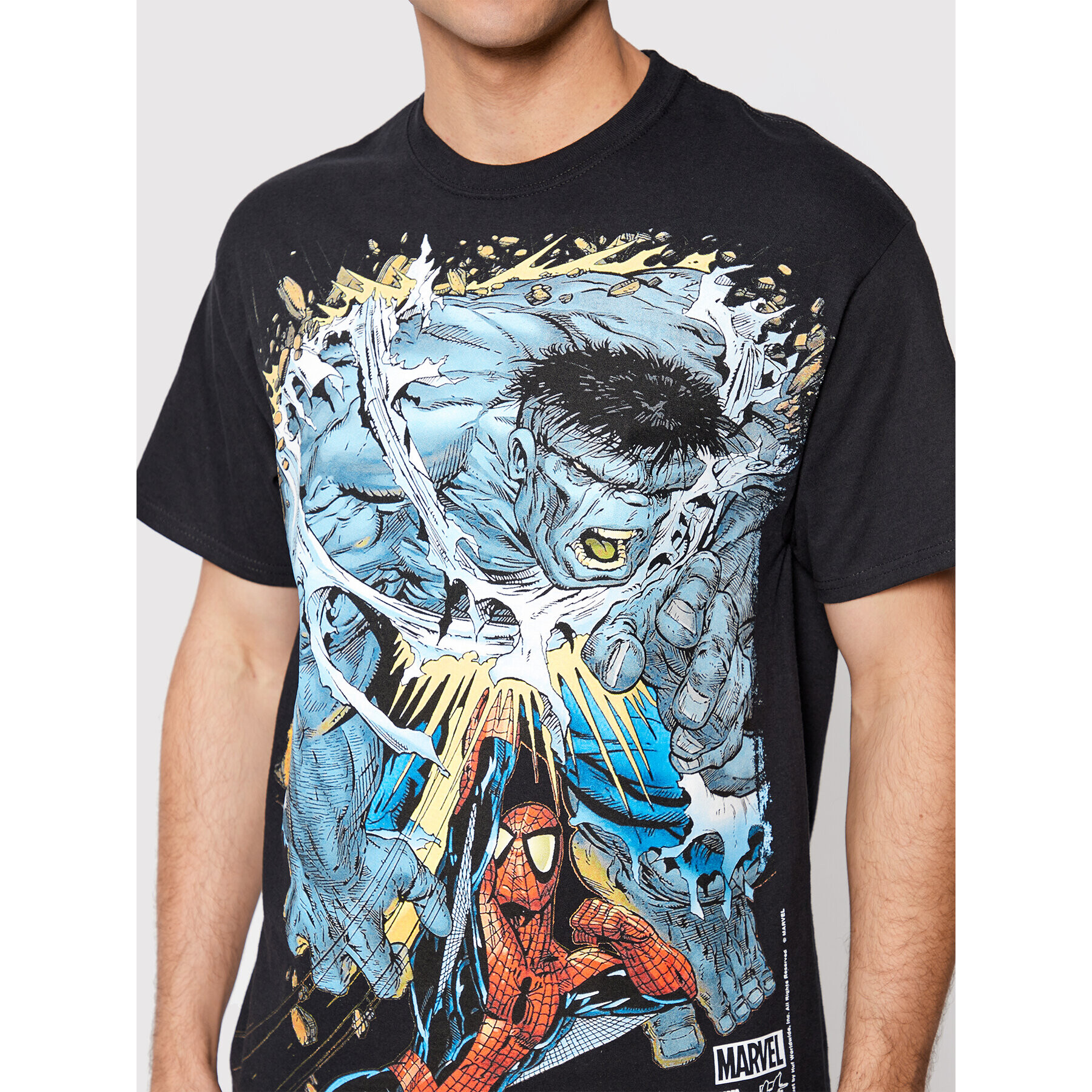 HUF Majica MARVEL Battle TS01976 Črna Regular Fit - Pepit.si