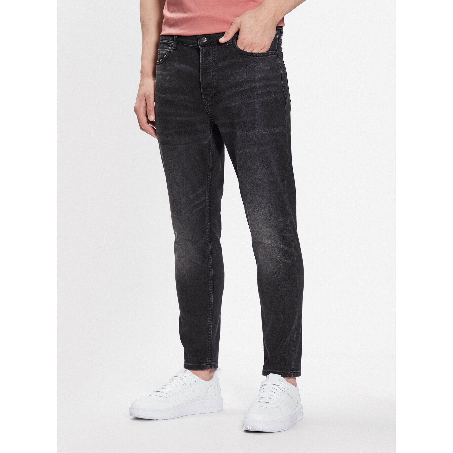 Hugo Jeans hlače 50482139 Siva Tapered Fit - Pepit.si