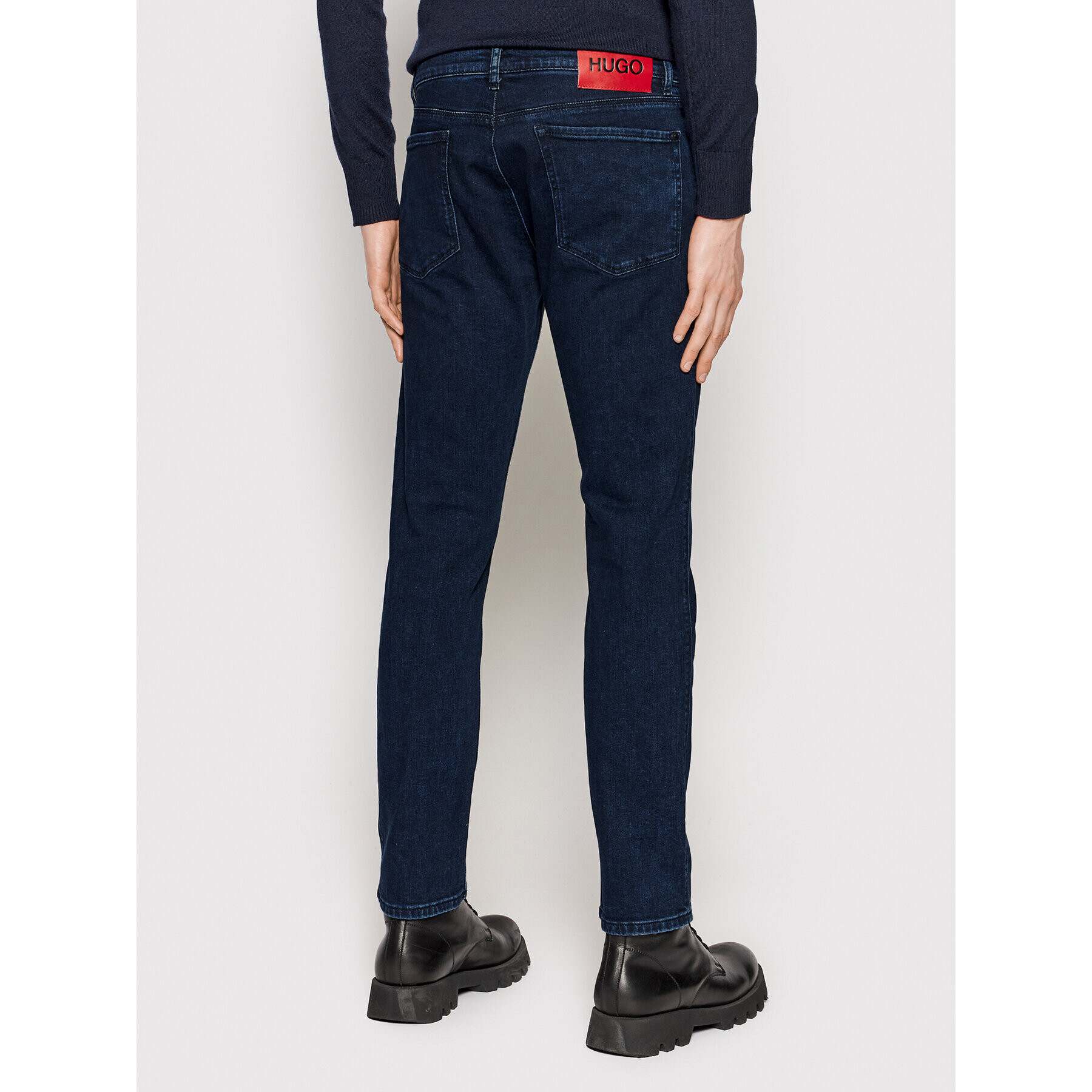 Hugo Jeans hlače 708 50459770 Mornarsko modra Slim Fit - Pepit.si