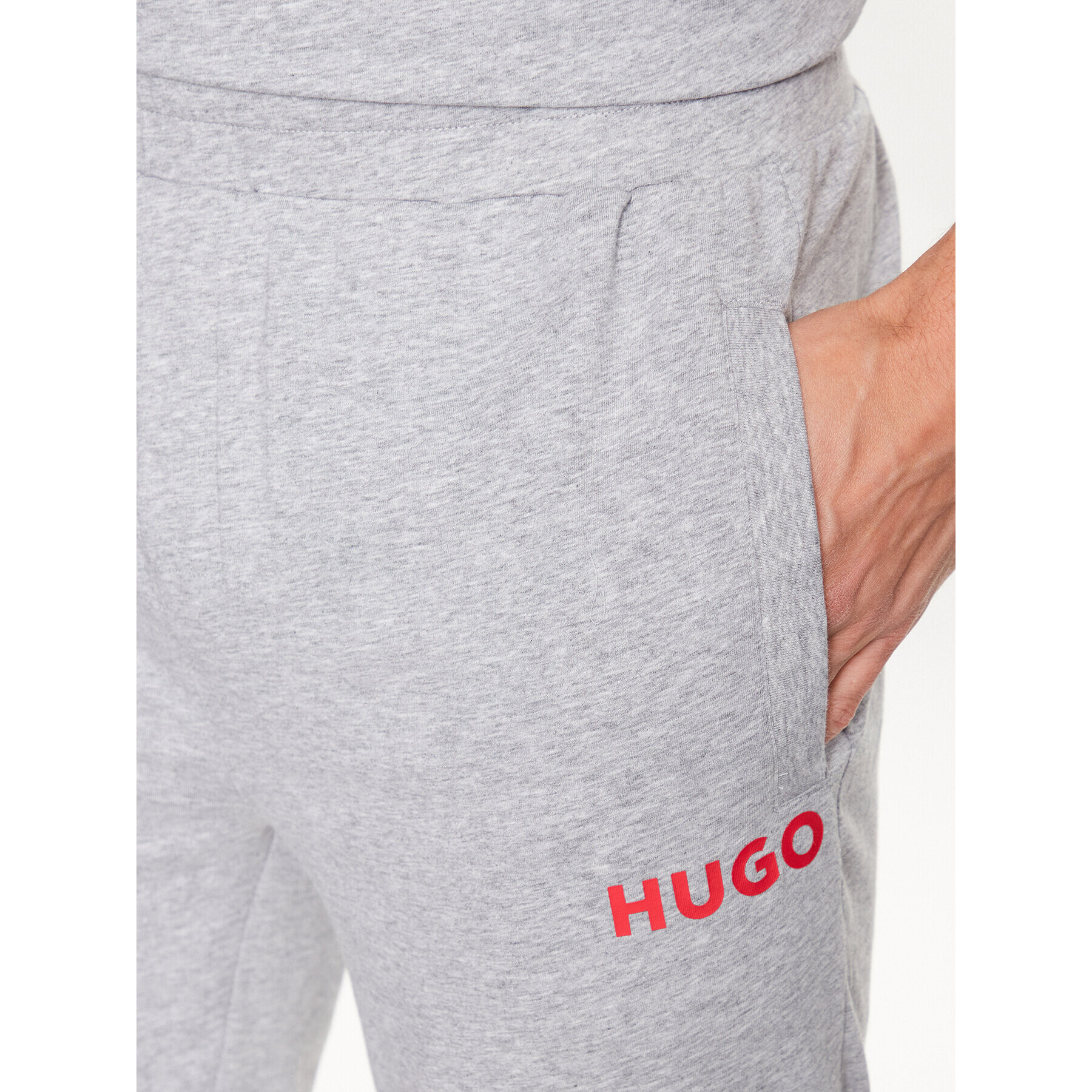 Hugo Spodnji del trenirke 50478929 Siva Regular Fit - Pepit.si