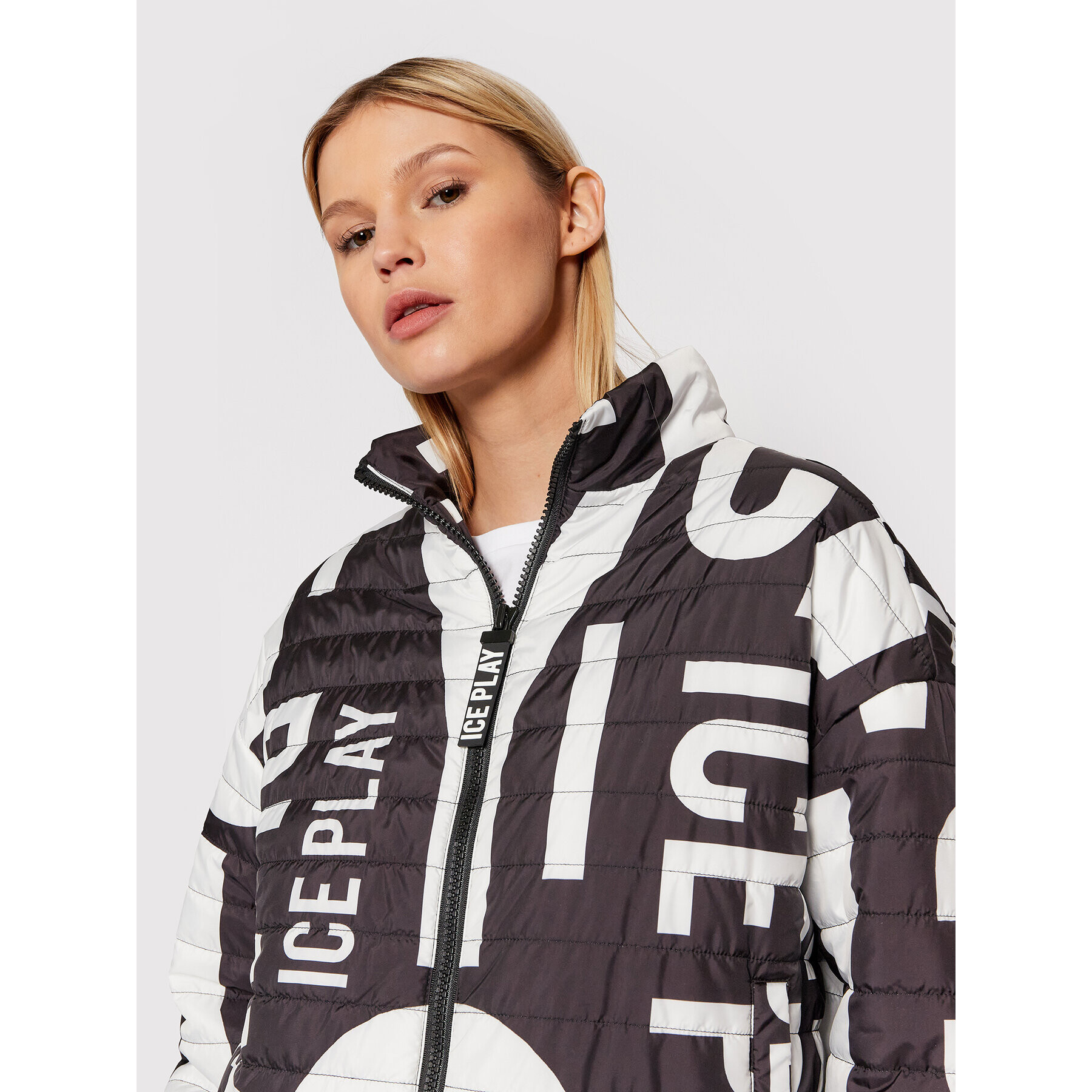 Ice Play Bomber jakna 22E U2M0 J011 6409 S901 Črna Regular Fit - Pepit.si