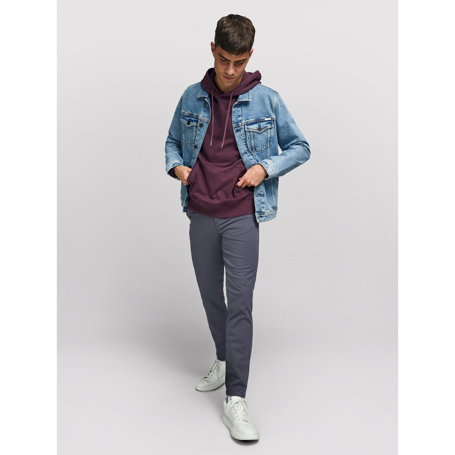 Jack&Jones Chino hlače Jjimarco Jjbowie 12176042 Siva Slim Fit - Pepit.si