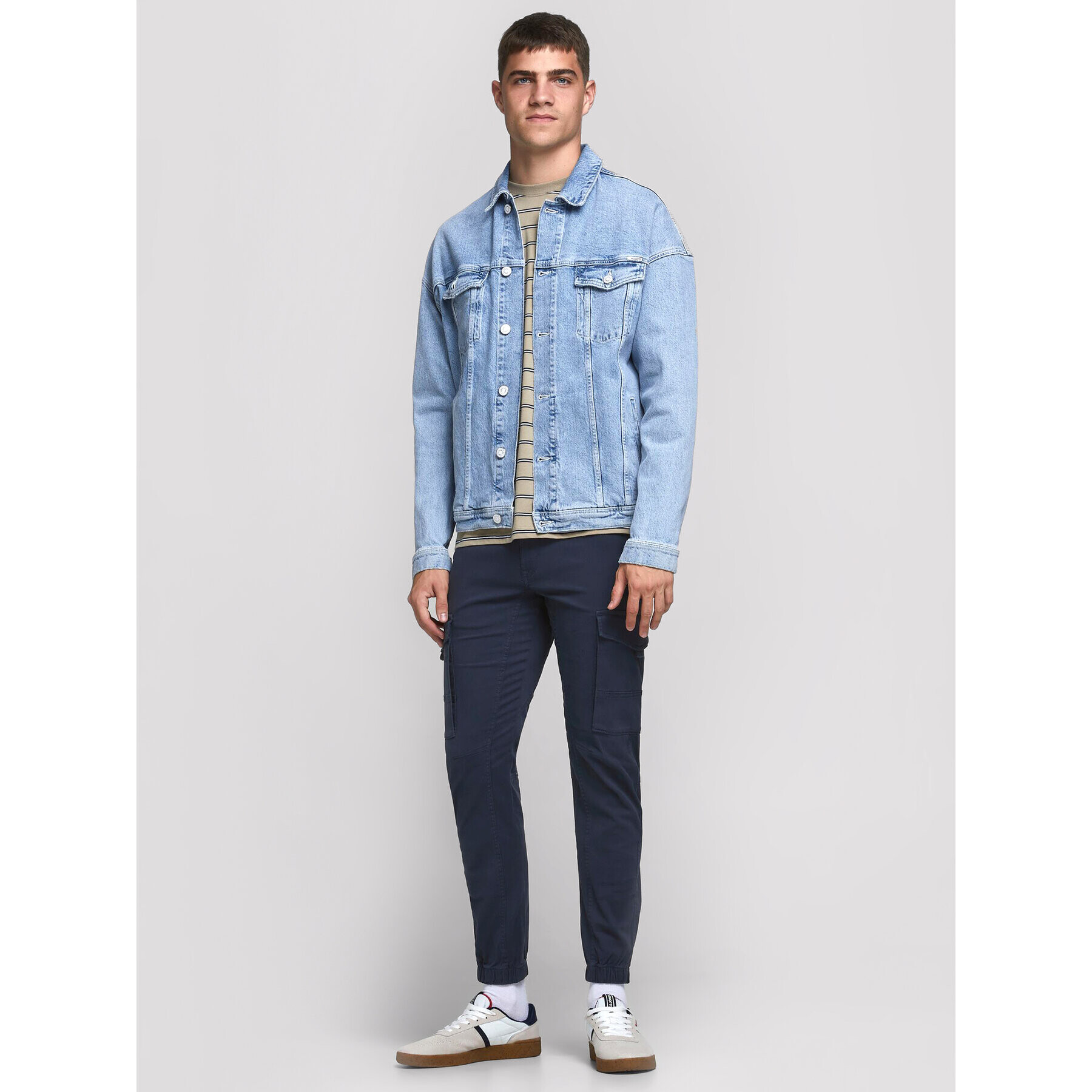 Jack&Jones Hlače iz tkanine Paul 12169582 Mornarsko modra Tapered Fit - Pepit.si