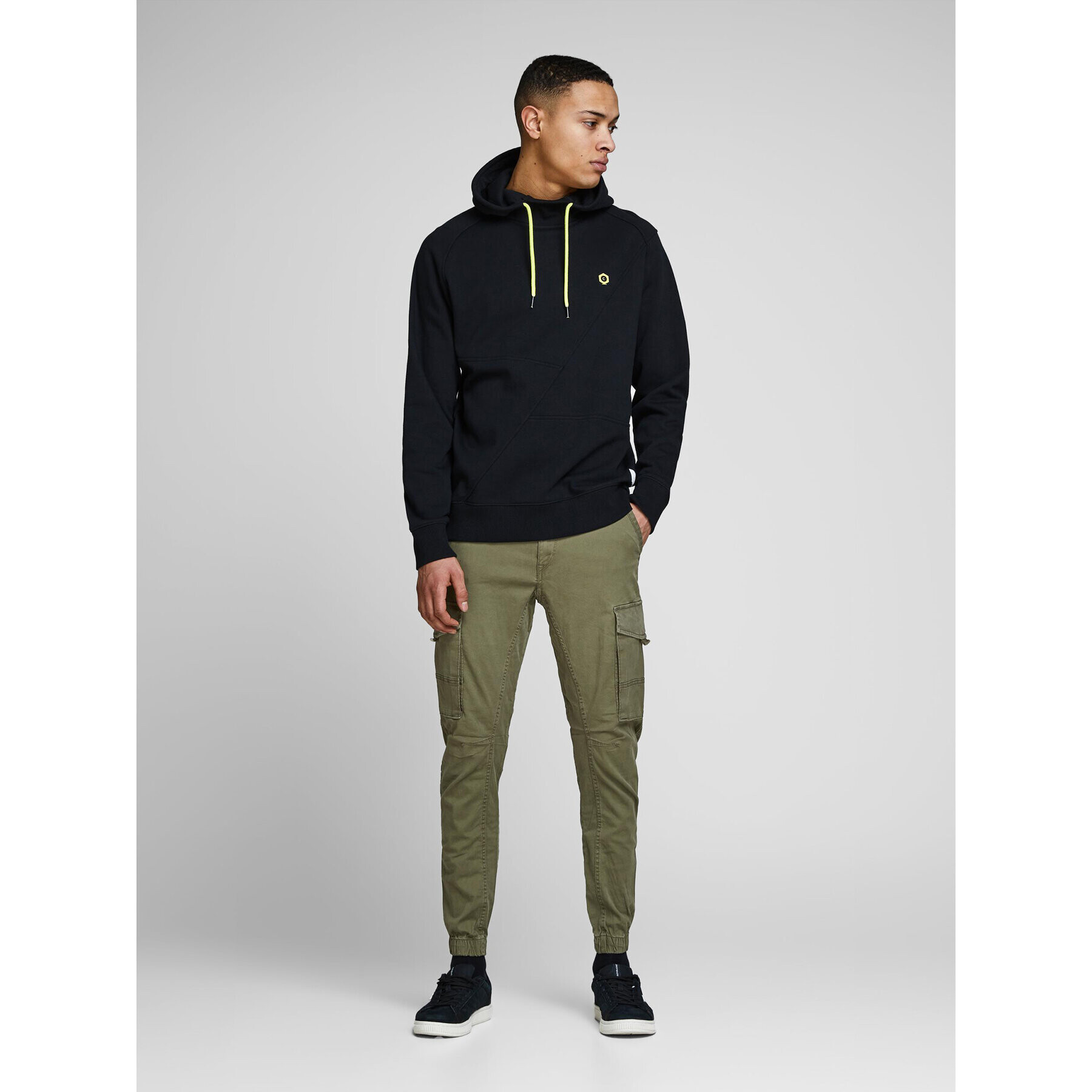 Jack&Jones Hlače iz tkanine Paul Flake 12141844 Zelena Tapered Fit - Pepit.si