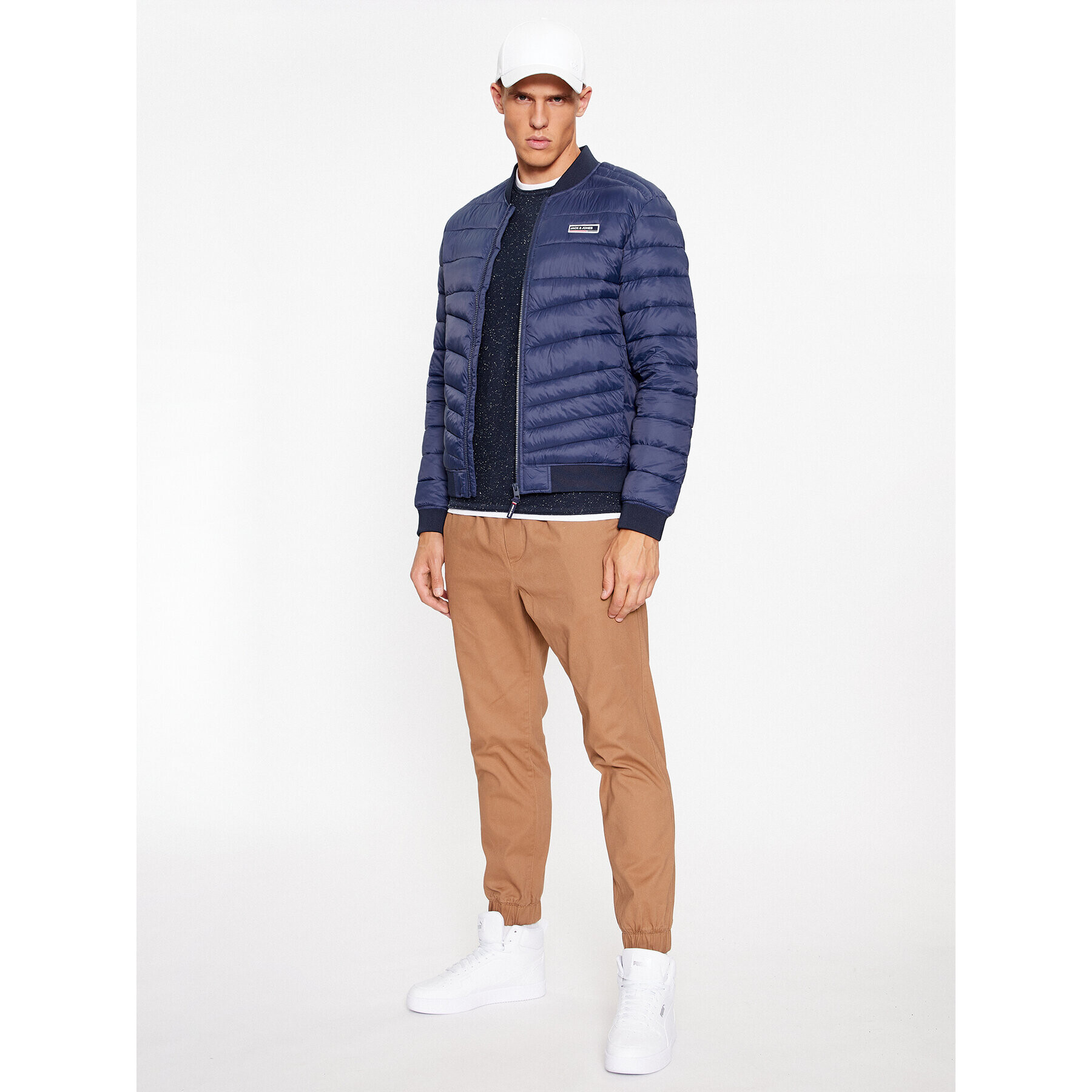 Jack&Jones Jogging hlače 12224518 Rjava Comfort Fit - Pepit.si