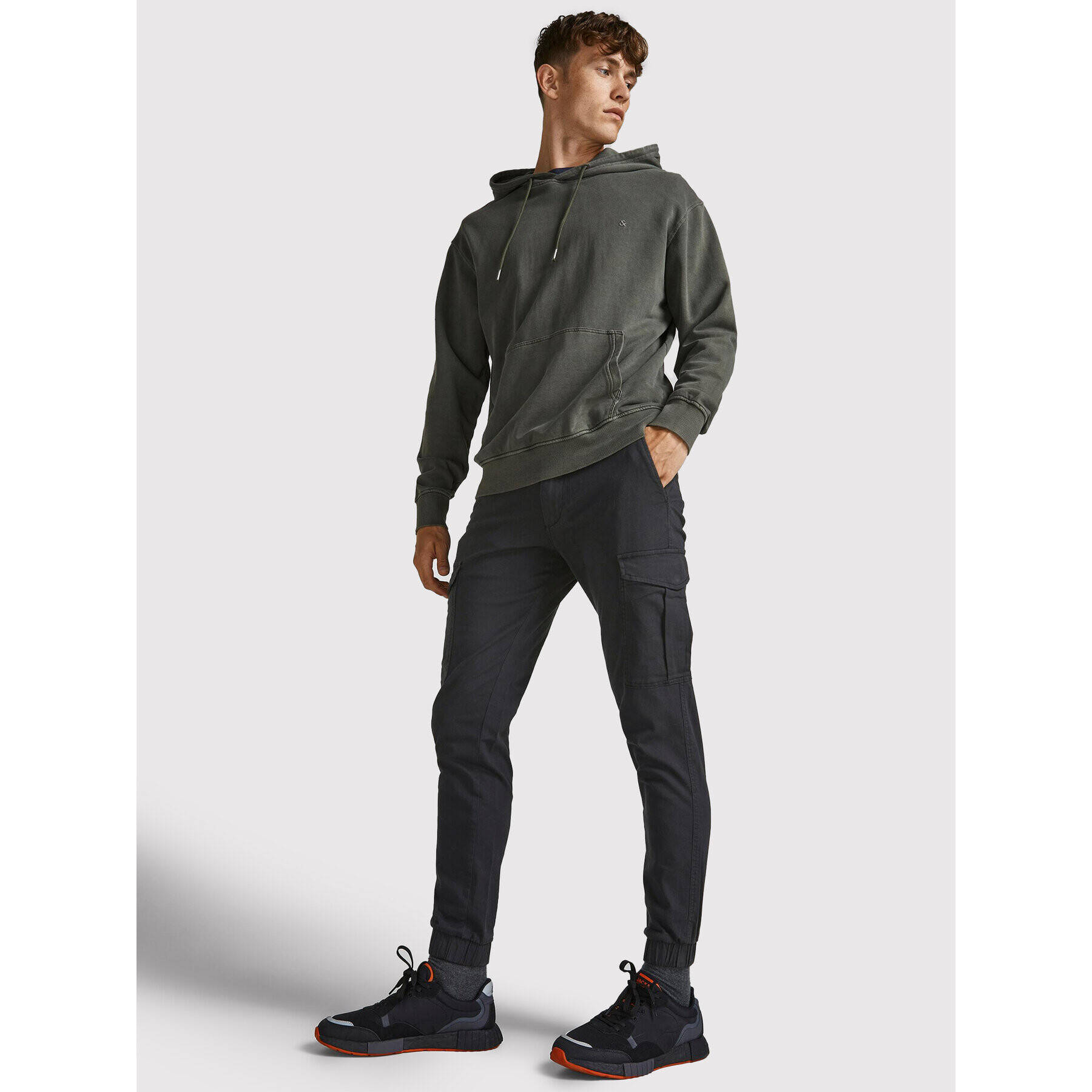 Jack&Jones Jogging hlače Marco 12186889 Črna Slim Fit - Pepit.si