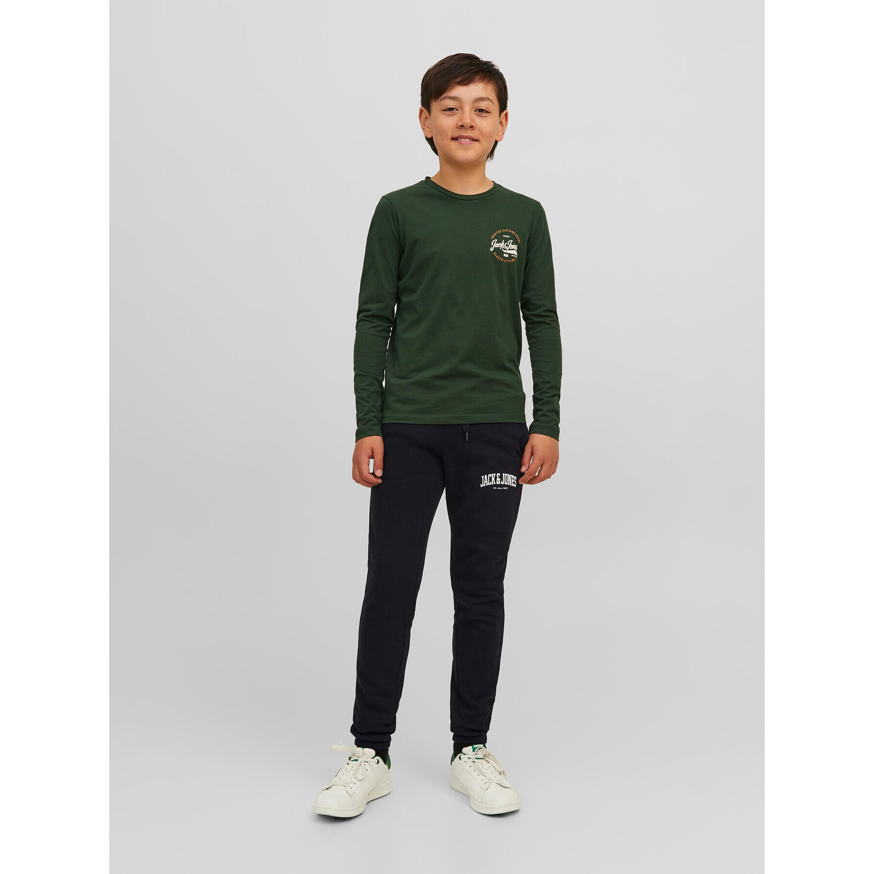 Jack&Jones Junior Spodnji del trenirke 12237403 Črna Slim Fit - Pepit.si