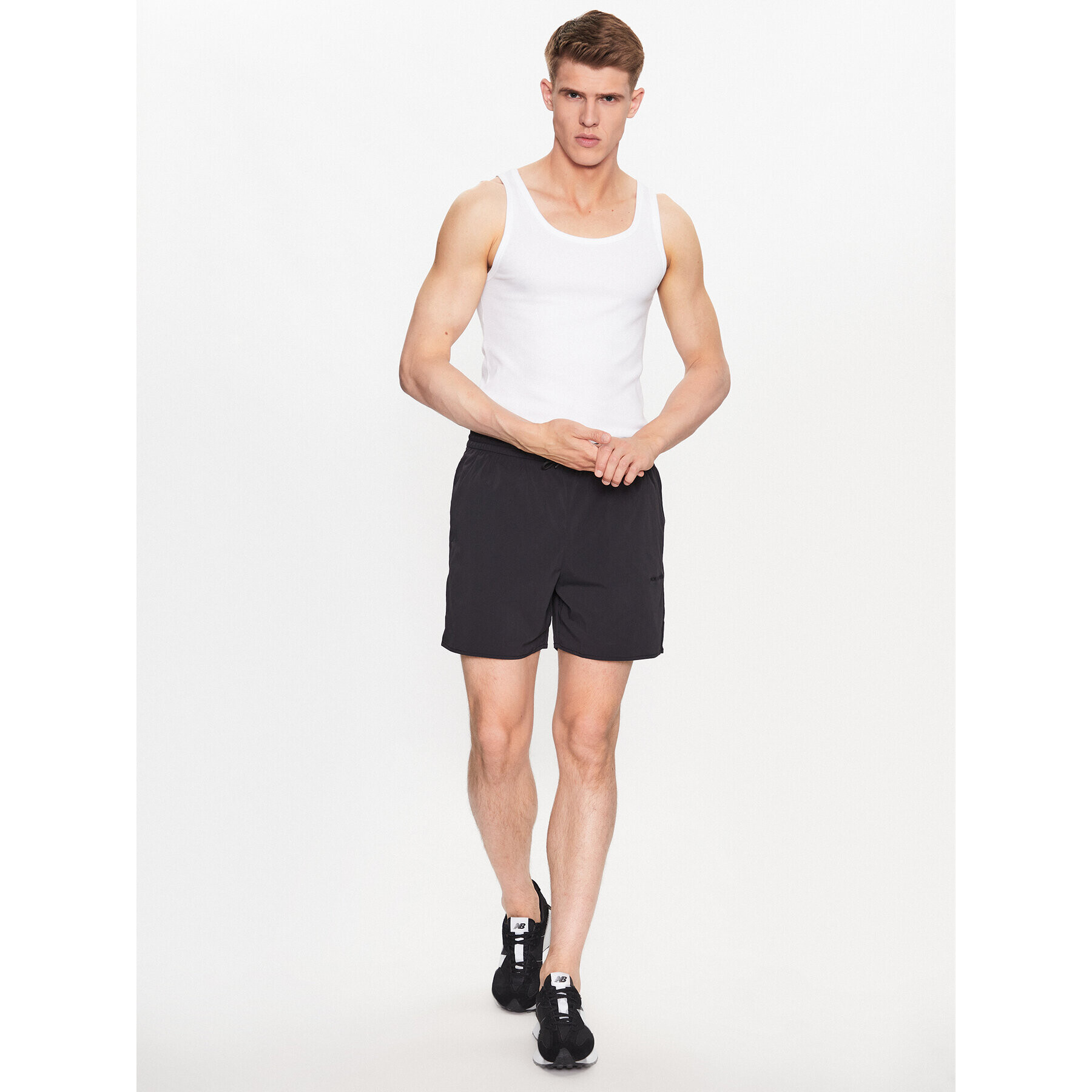 Jack&Jones Kratke hlače iz tkanine 12234715 Črna Regular Fit - Pepit.si