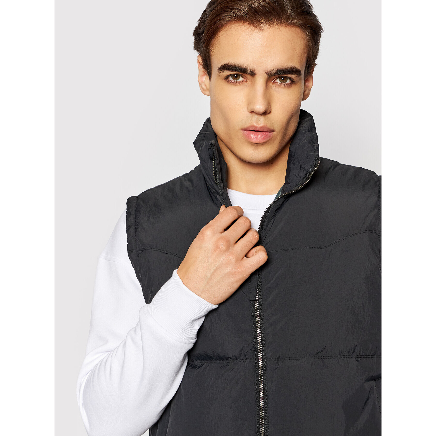 Jack&Jones PREMIUM Telovnik Lawind 12191277 Črna Regular Fit - Pepit.si