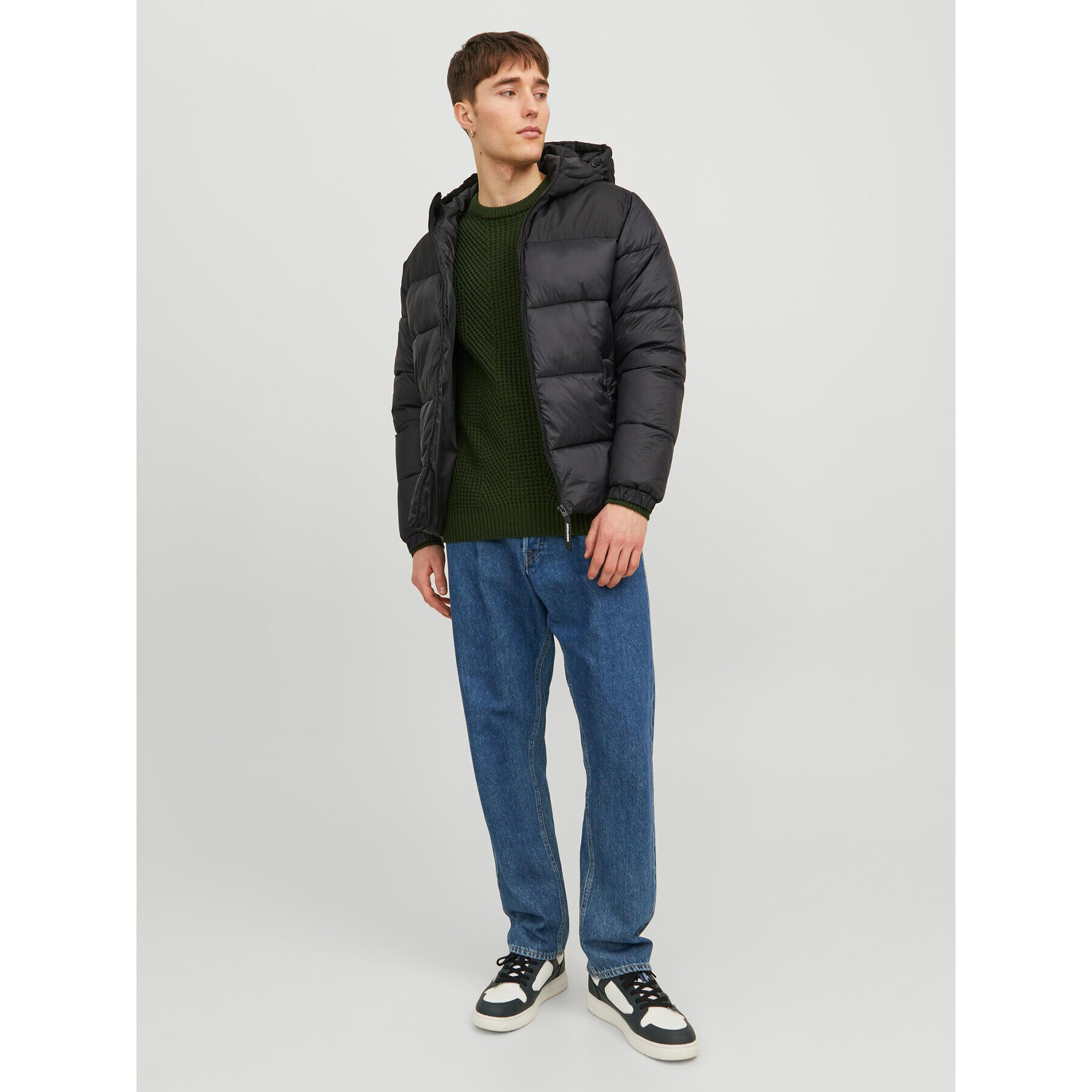 Jack&Jones Puhovka 12235859 Črna Regular Fit - Pepit.si