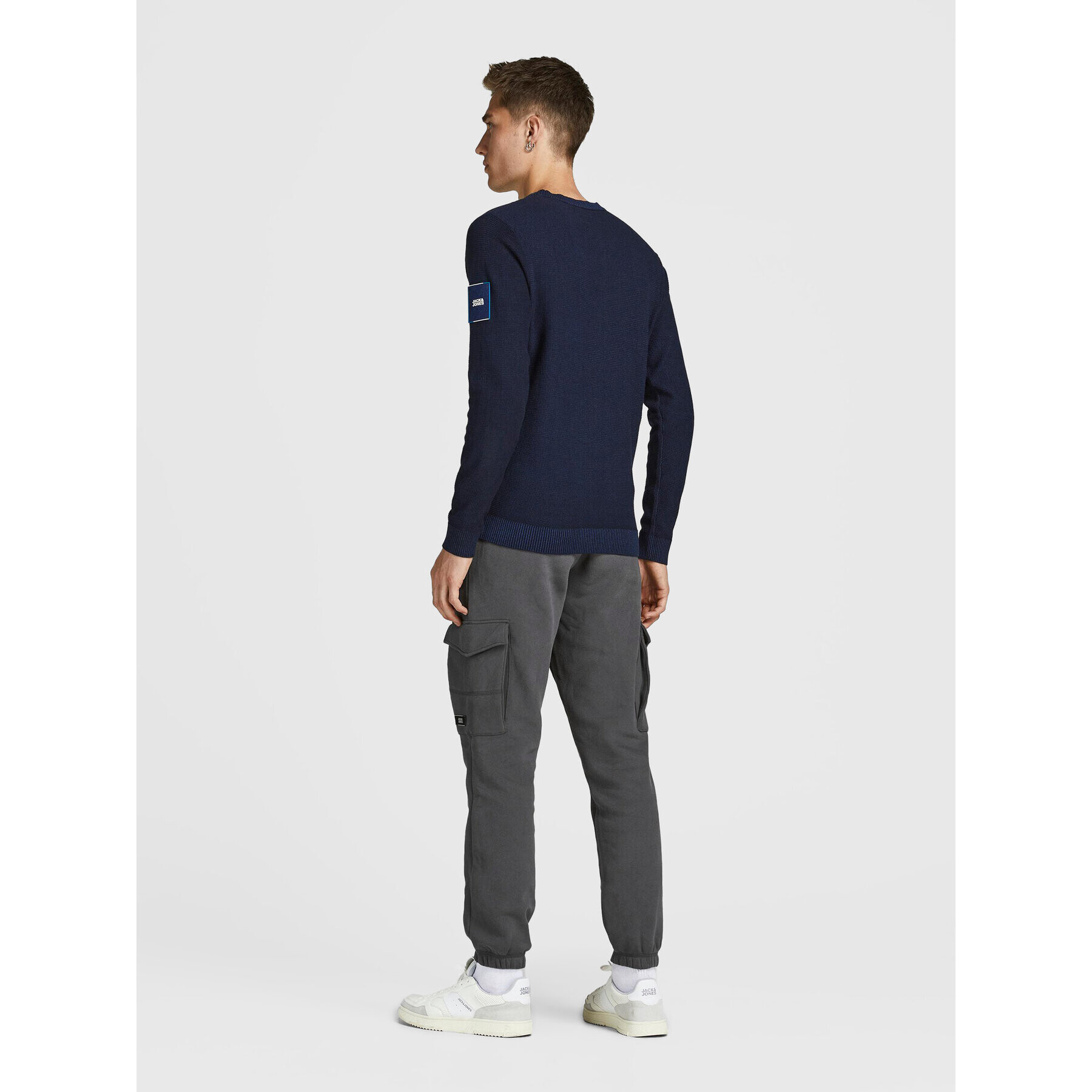 Jack&Jones Spodnji del trenirke Gordon 12195583 Siva Regular Fit - Pepit.si