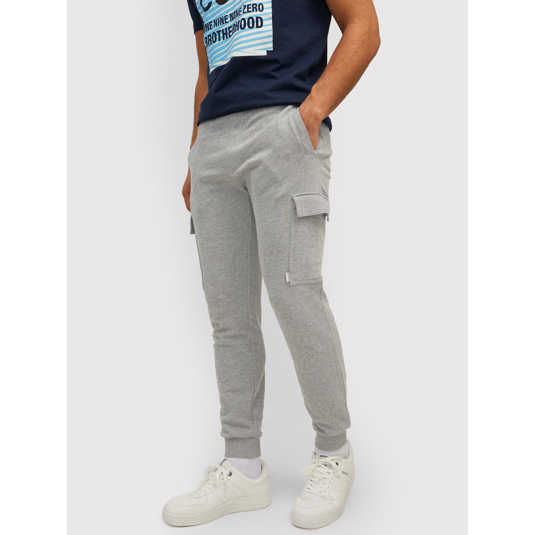 Jack&Jones Spodnji del trenirke Gordon 12212170 Siva Regular Fit - Pepit.si