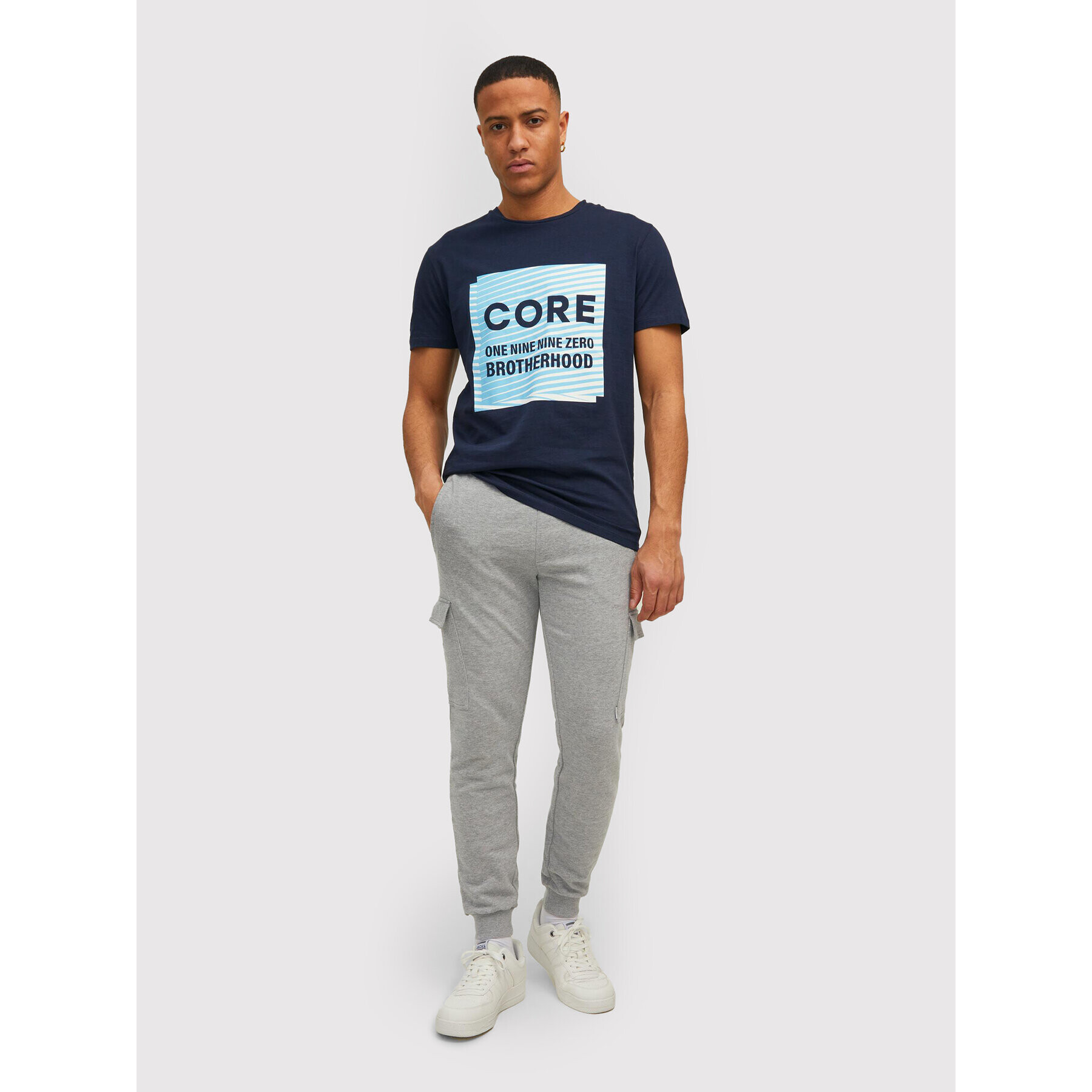 Jack&Jones Spodnji del trenirke Gordon 12212170 Siva Regular Fit - Pepit.si