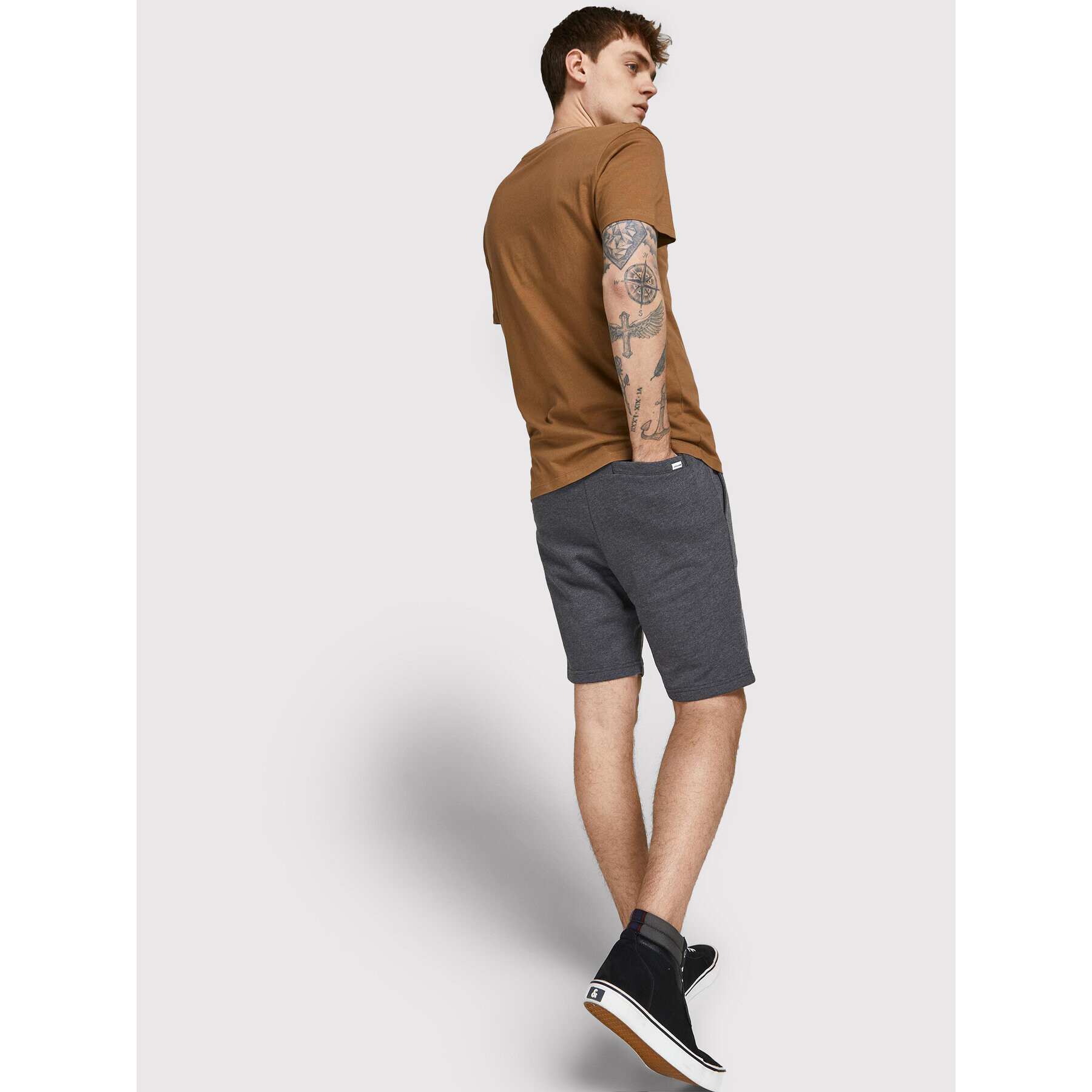 Jack&Jones Športne kratke hlače Shark 12182595 Siva Regular Fit - Pepit.si