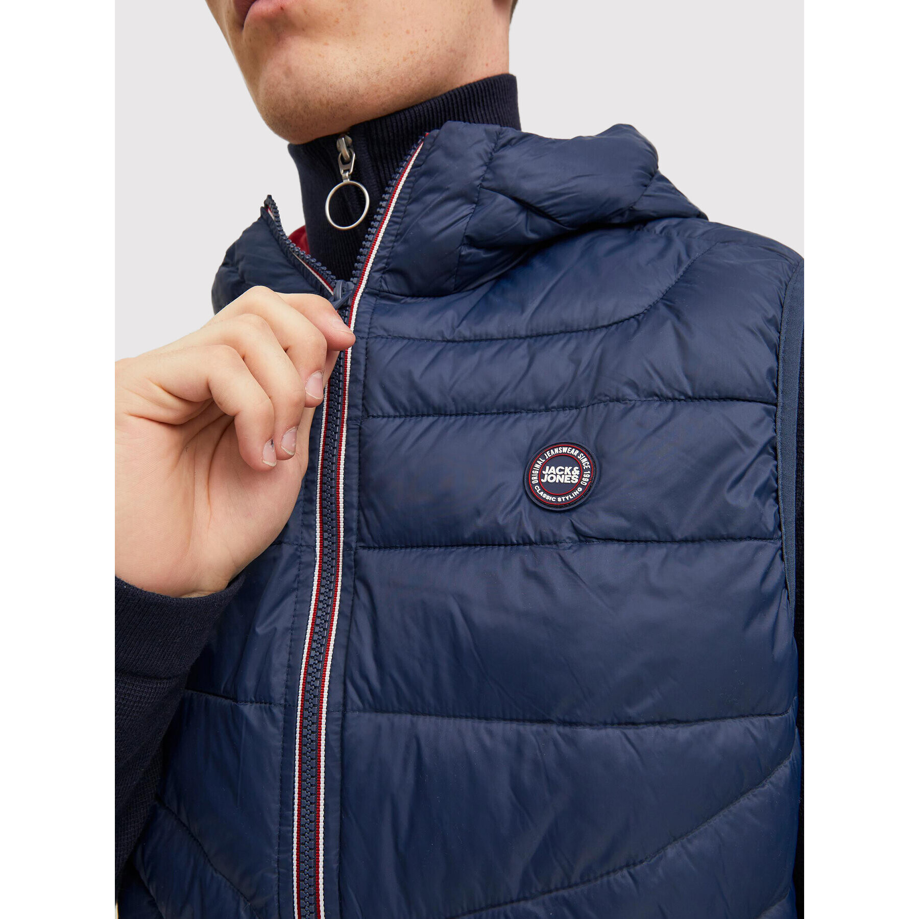 Jack&Jones Telovnik Hero 12211789 Mornarsko modra Regular Fit - Pepit.si