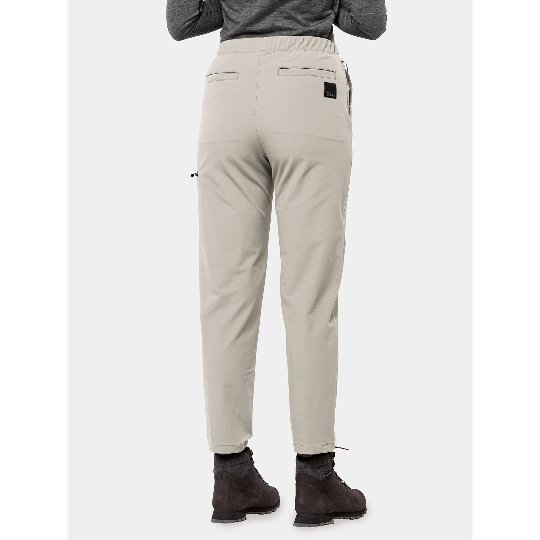 Jack Wolfskin Pohodne hlače Wandermood Pants 1508441 Siva Regular Fit - Pepit.si